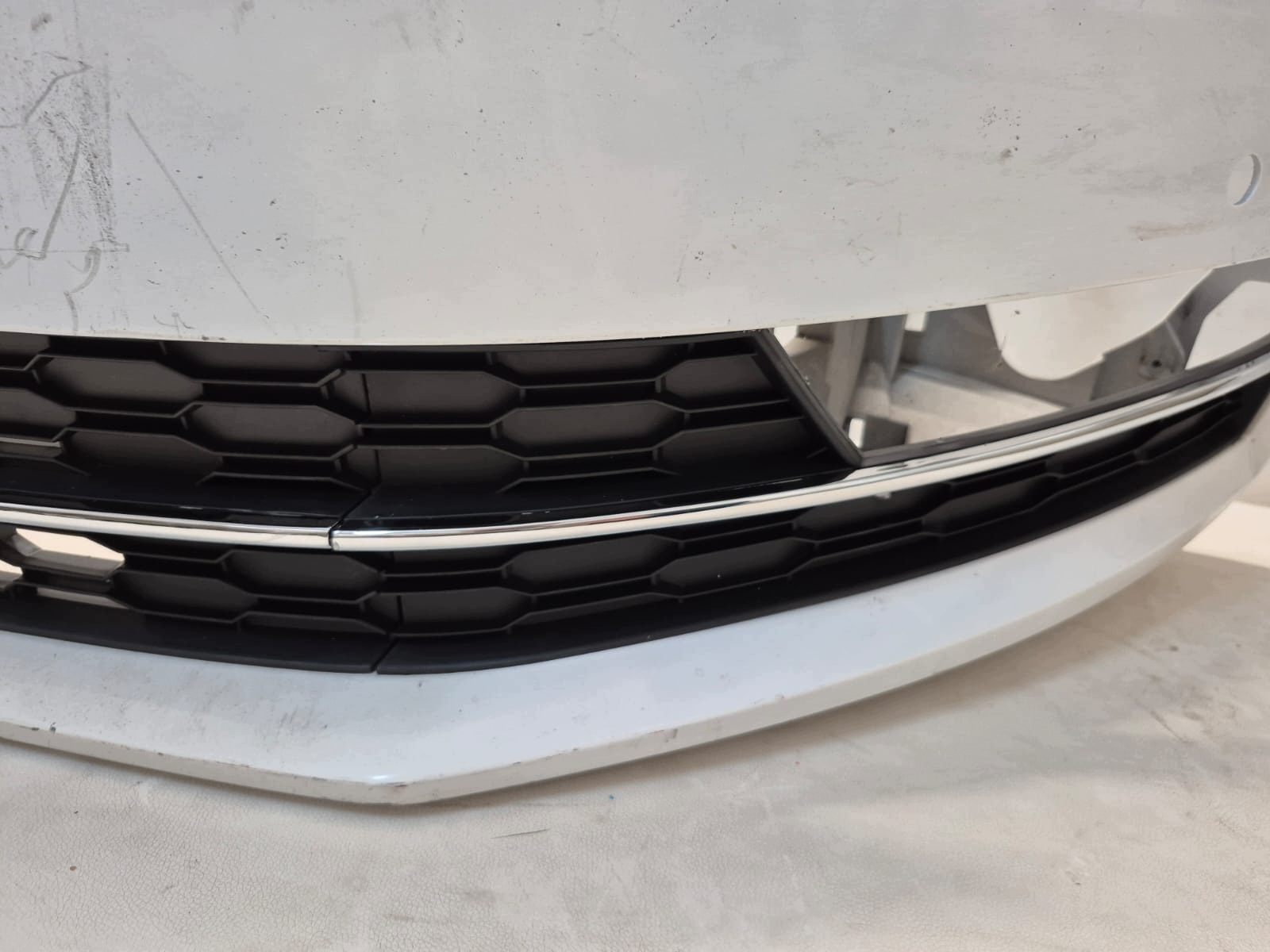 SKODA OCTAVIA III LIFT 17- bumper front front SPR 4XPDC 5E0807221N