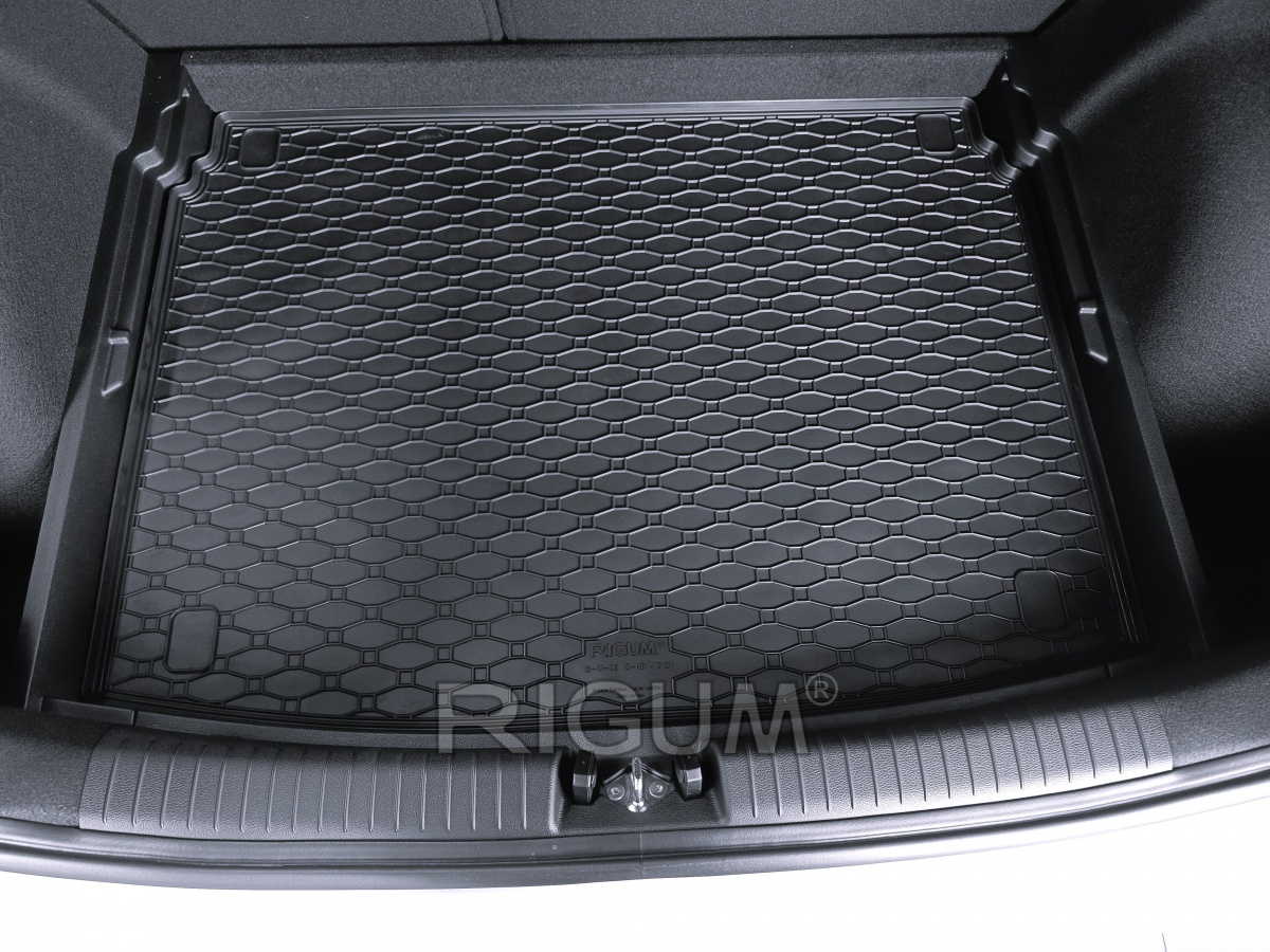 Kia Ceed III Hatchback 2018- Dywanik wkład do bagażnika Stan opakowania oryginalne