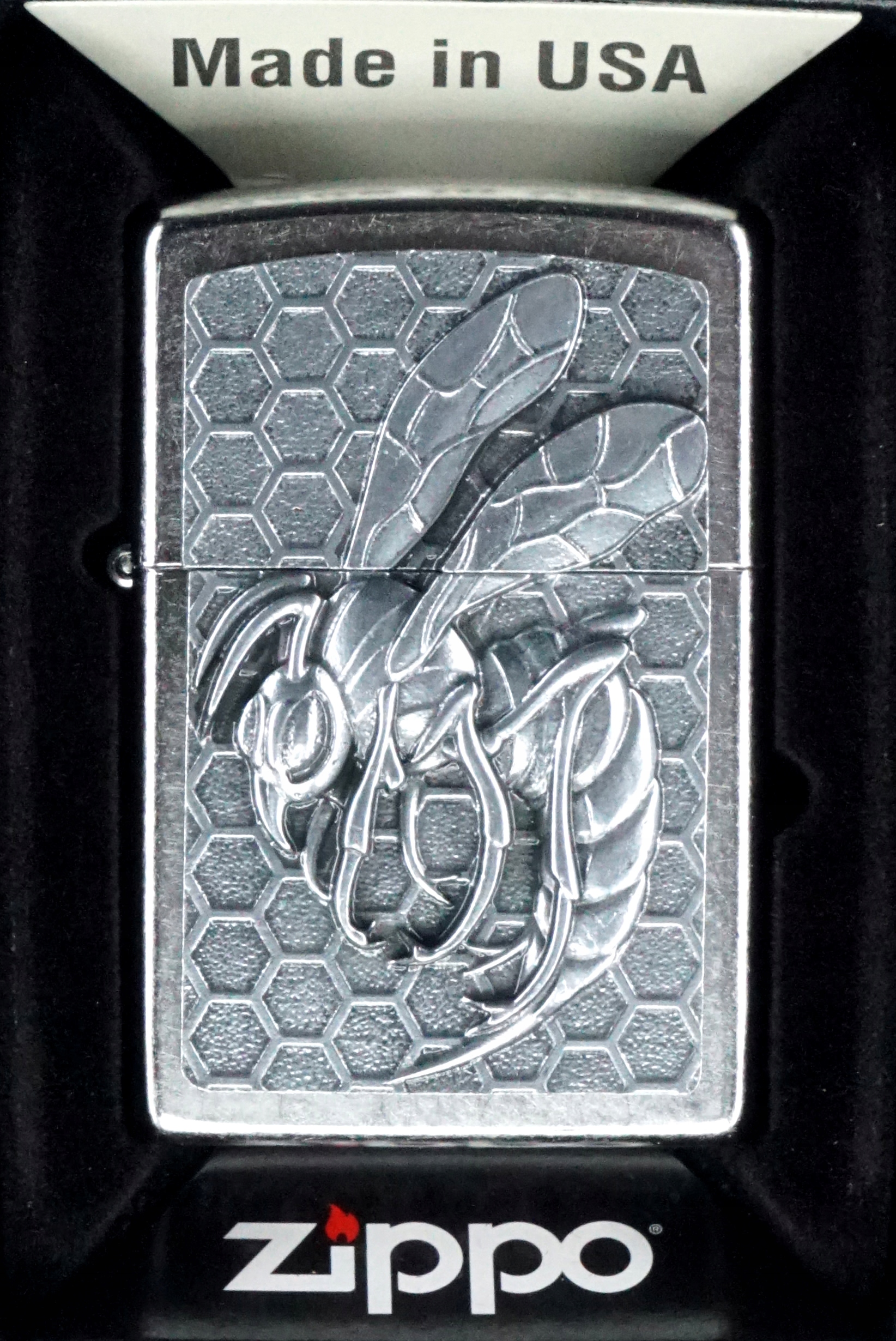 Zapalovač Zippo Wasp 2007807 Větruodolný benzínový