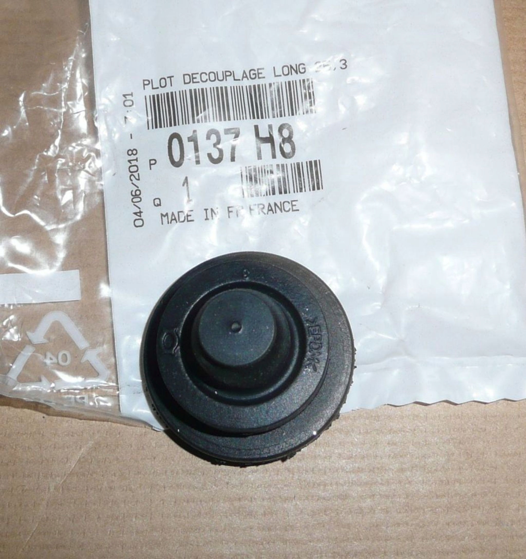 резиновая крышки Двигателя psa FIAT 2.0 0137H8