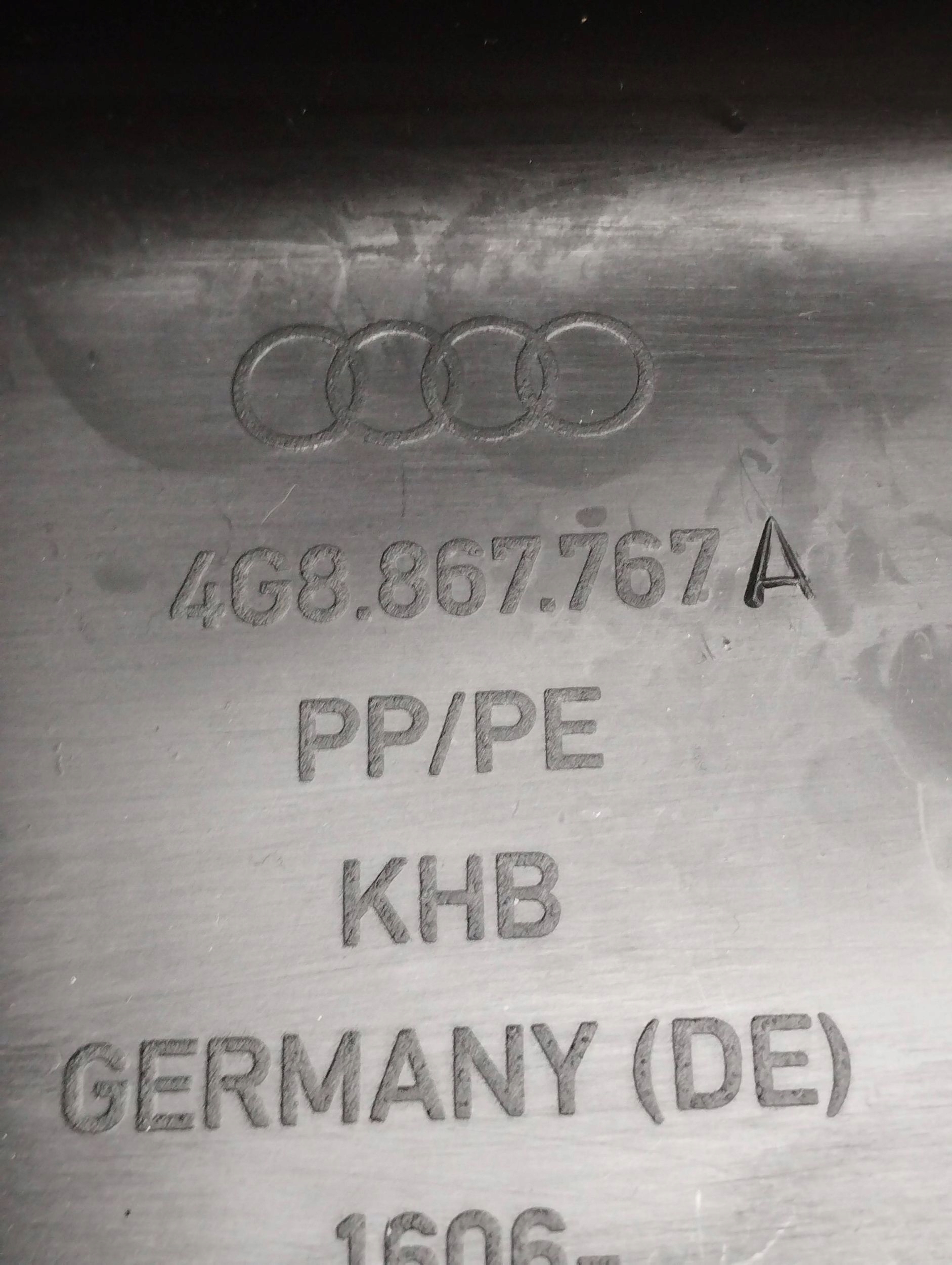 Audi A7 4G kryt SLUPKA levá PRAHU 4G8867767A KPL