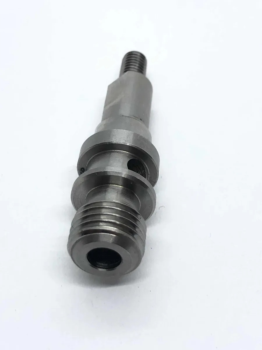 OŚKA POMPY WODY KAWASAKI ER5 GPZ EN KLE 500 S 450 Producent Kawasaki OE