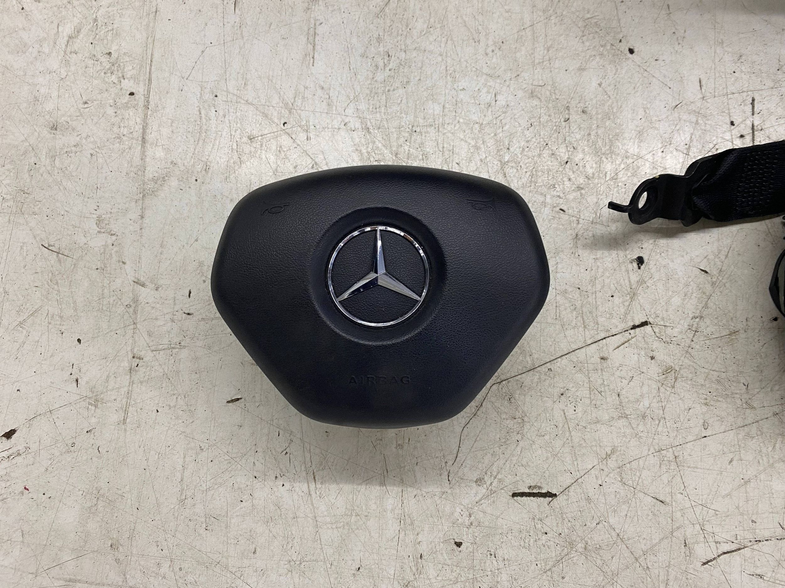 console dashboard instrument panel airbag tension belts KOMPLET MERCEDES E-KLASA W207 C207