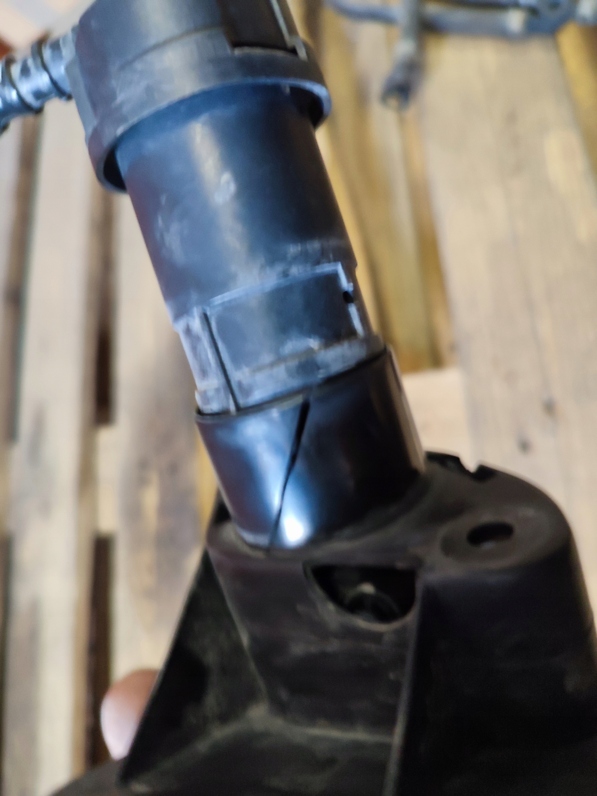 DYSZA DER SPRITZDÜSE LINKS OPEL VECTRA C 13183117
