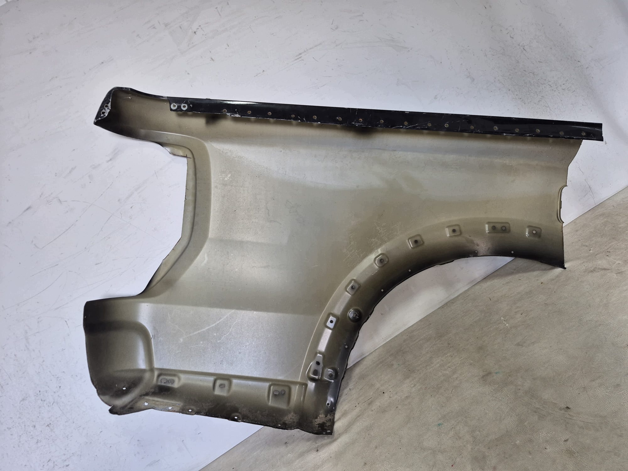 FORD RANGER RAPTOR 19-22 fender left rear part rear side