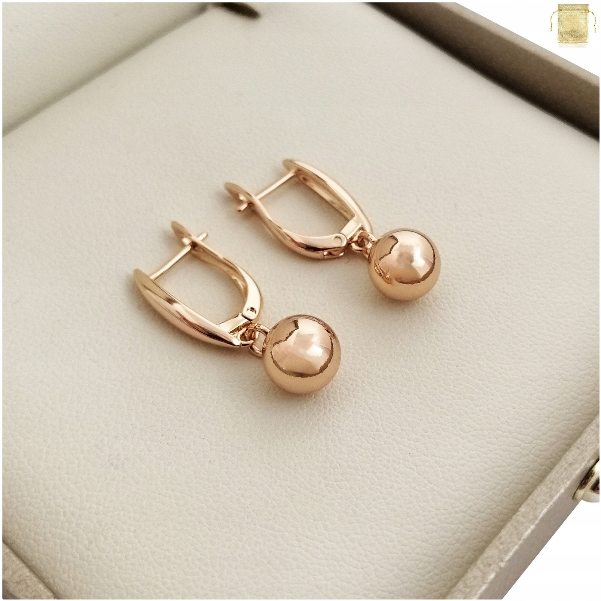 

Złote Wiszące Kolczyki Kuleczki 18K 8mm
