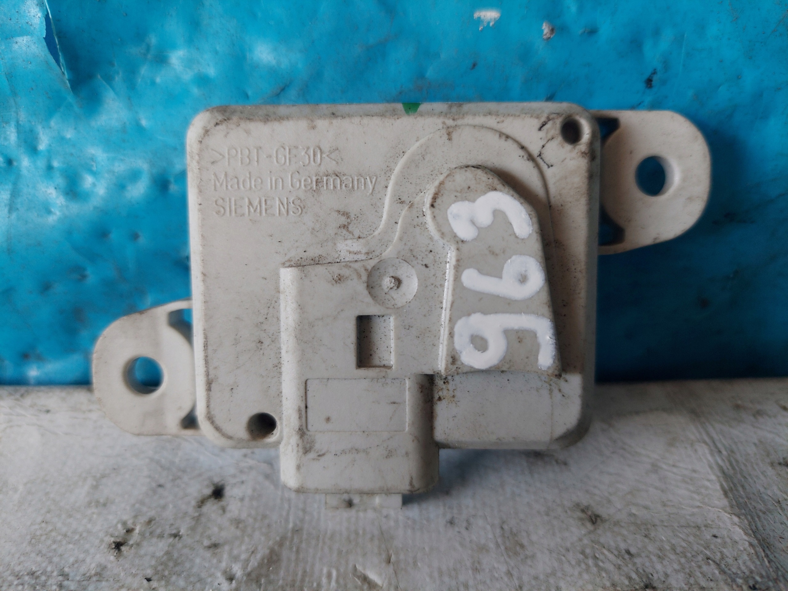 VECTRA B 24435973 crashsensor drucksensor BOCZNEGO