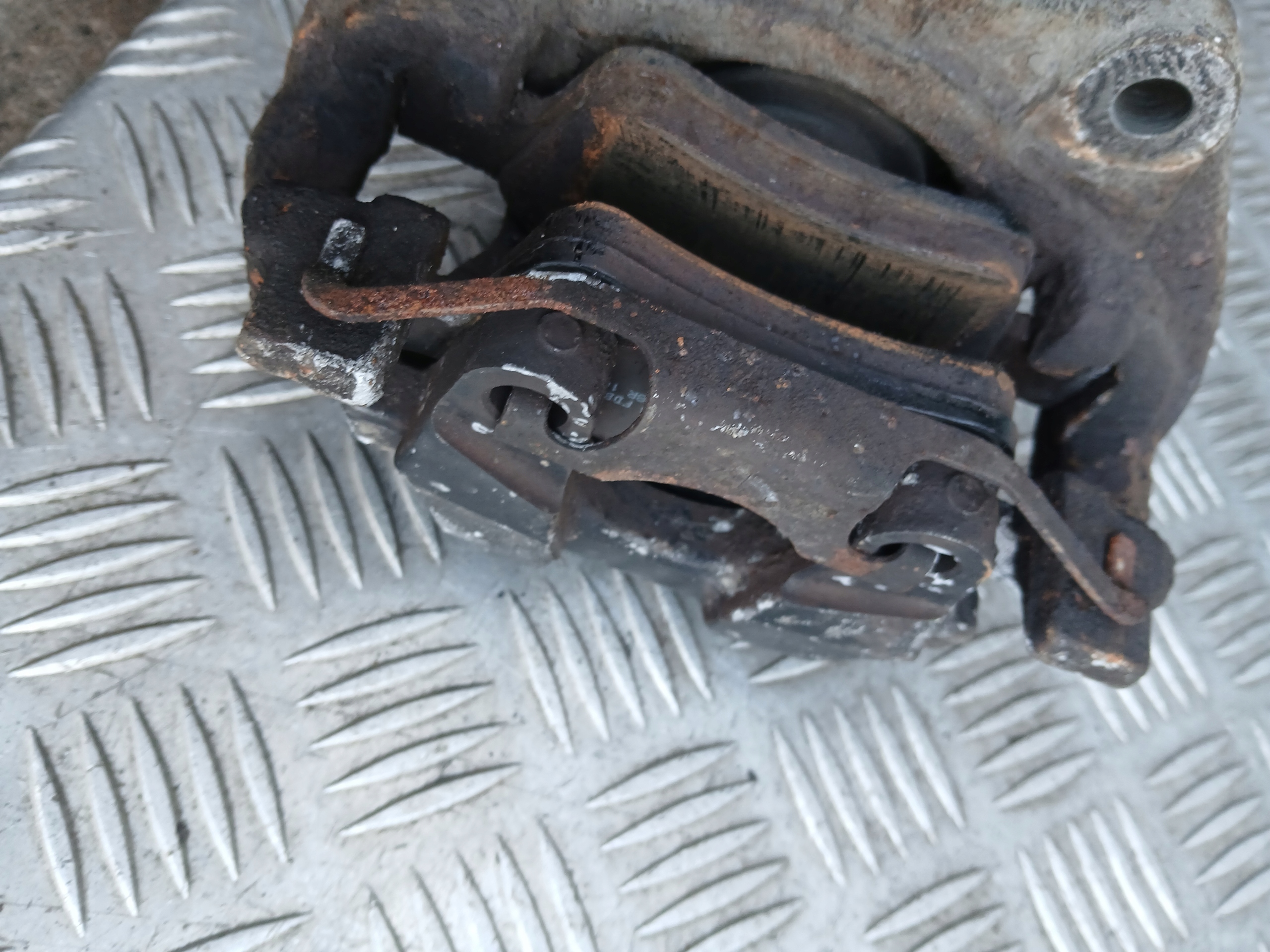 MERCEDES W211 Bremssattel Bremse Sattel Brems- heck links oder rechts