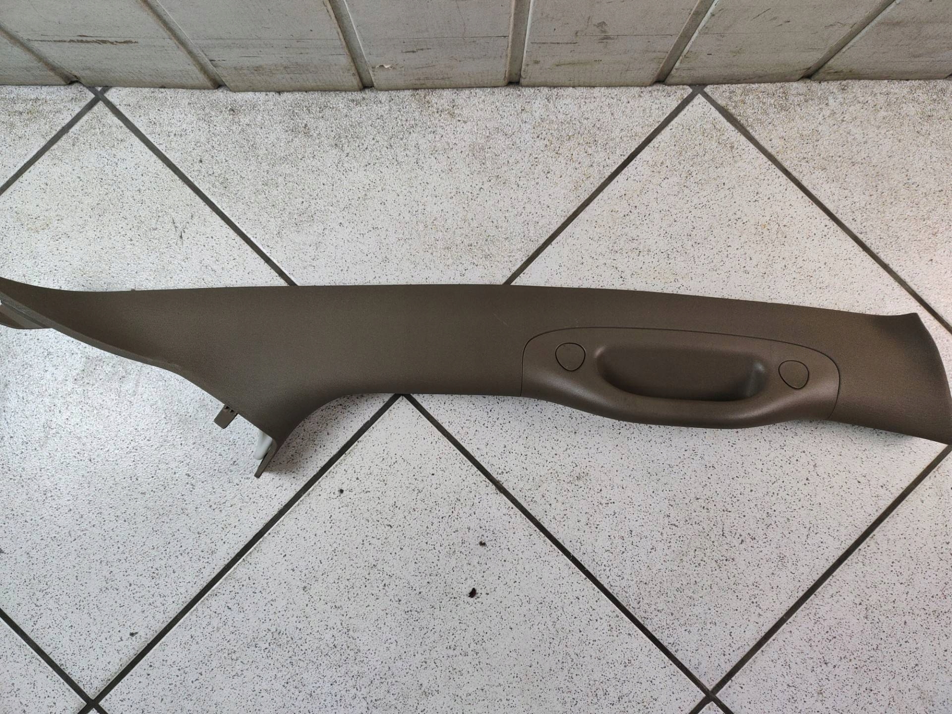 upholstery slupka front right side upper Chrysler Town and Country