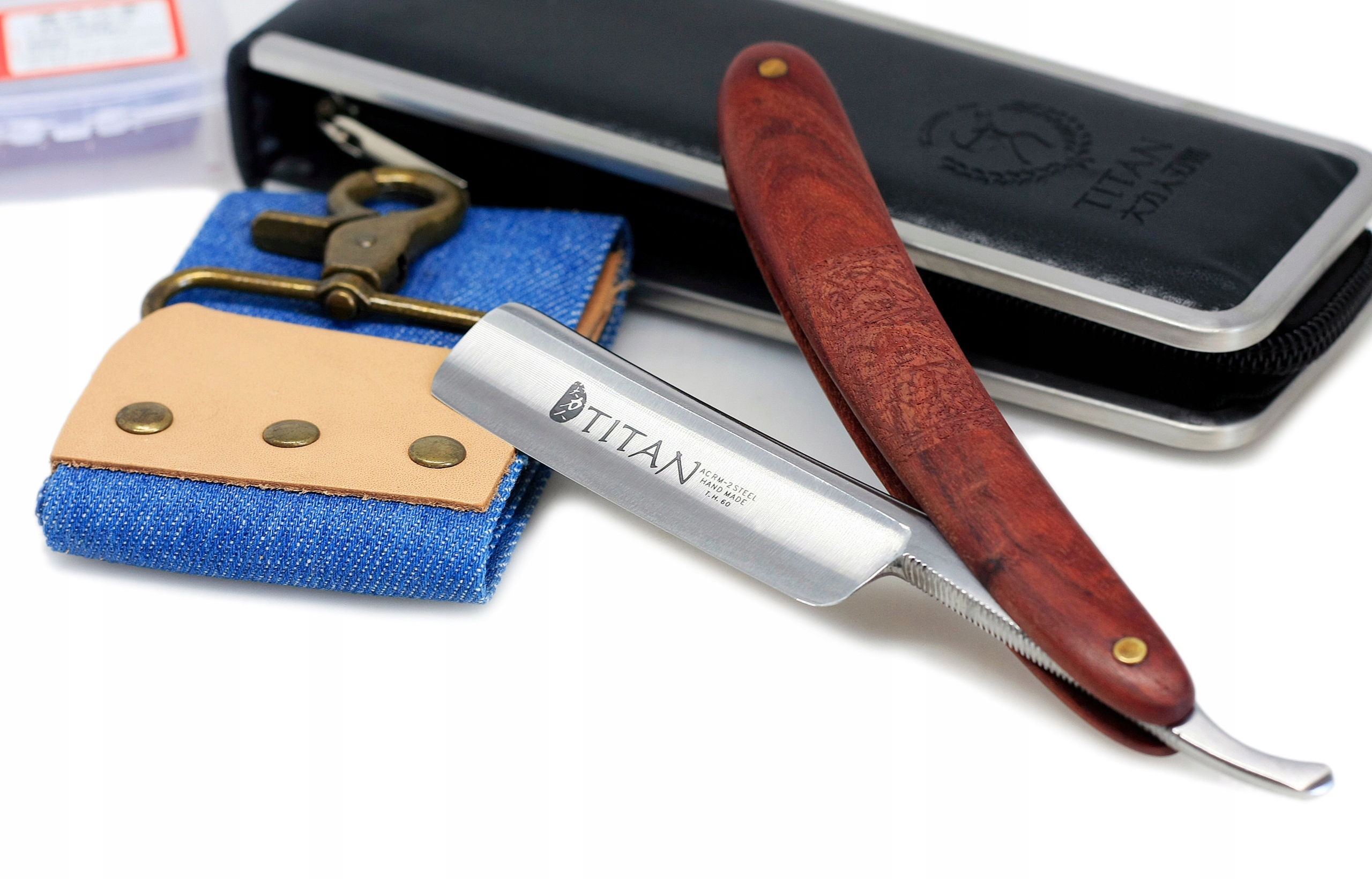 Brzytwa klasyczna do golenia Titan zestaw Pas etui Marka inna marka