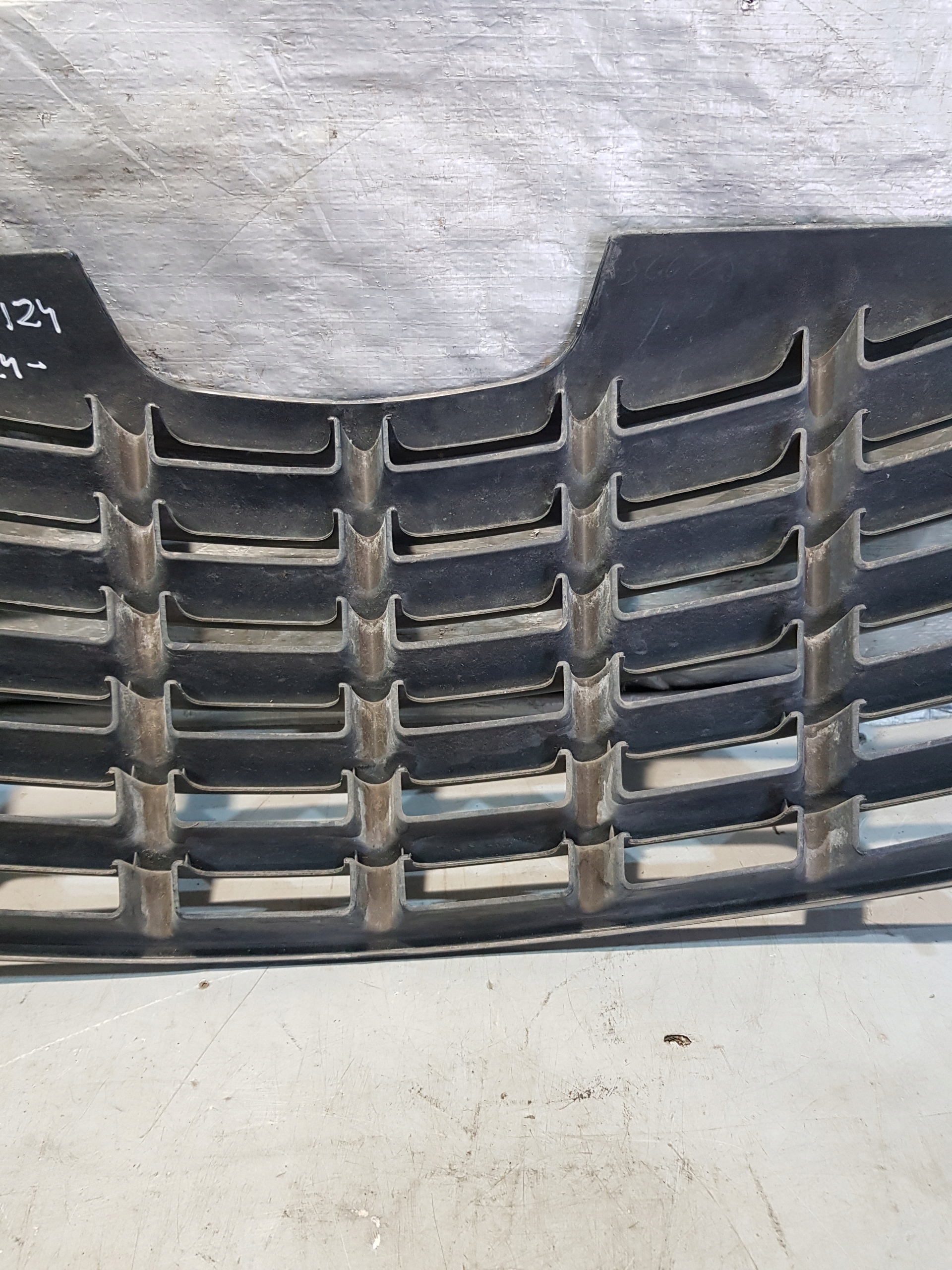 CHRYSLER CRUISER PT maska maska předek