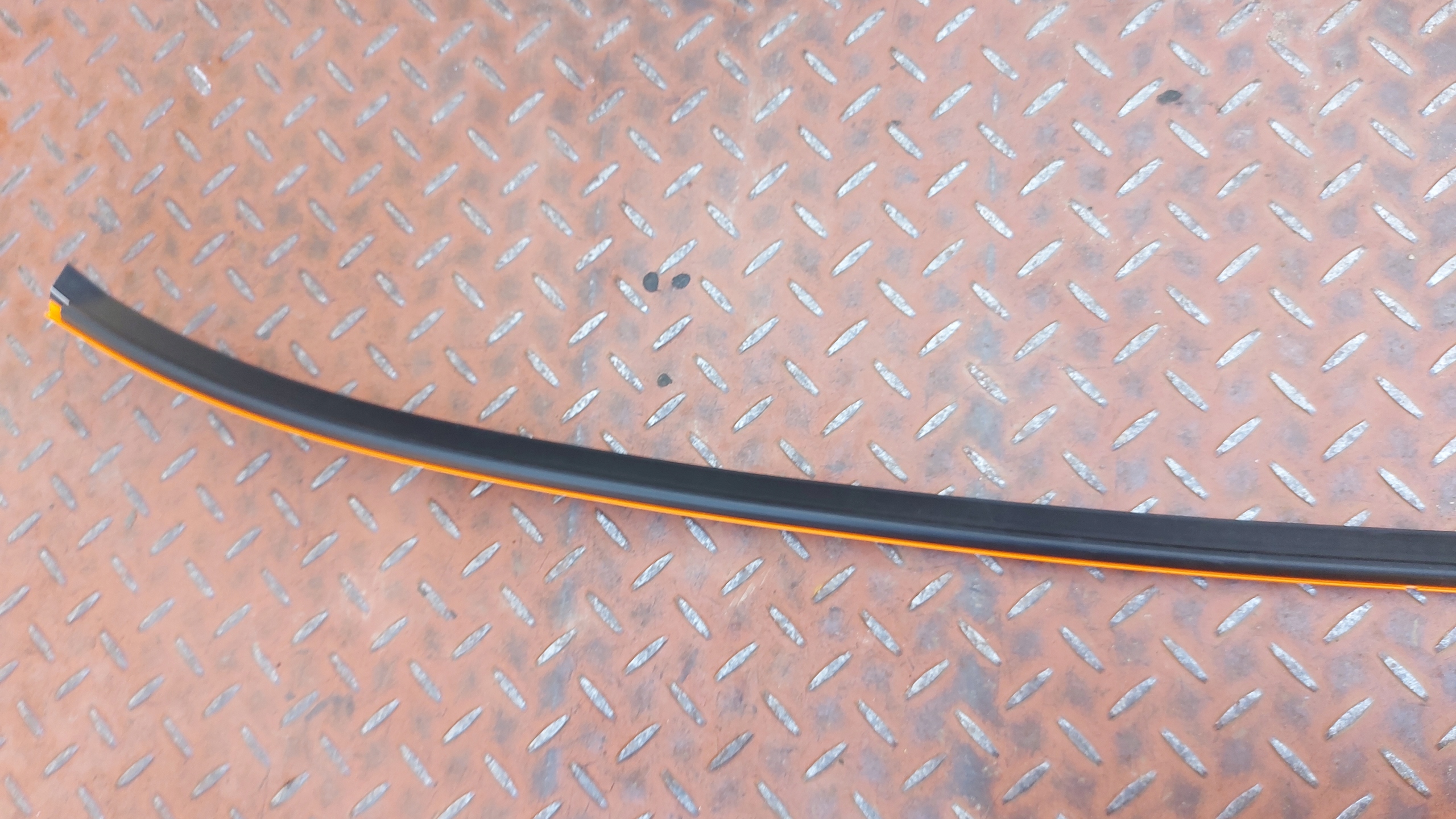 moulding gasket windows front TOYOTA CHR C-HR 16
