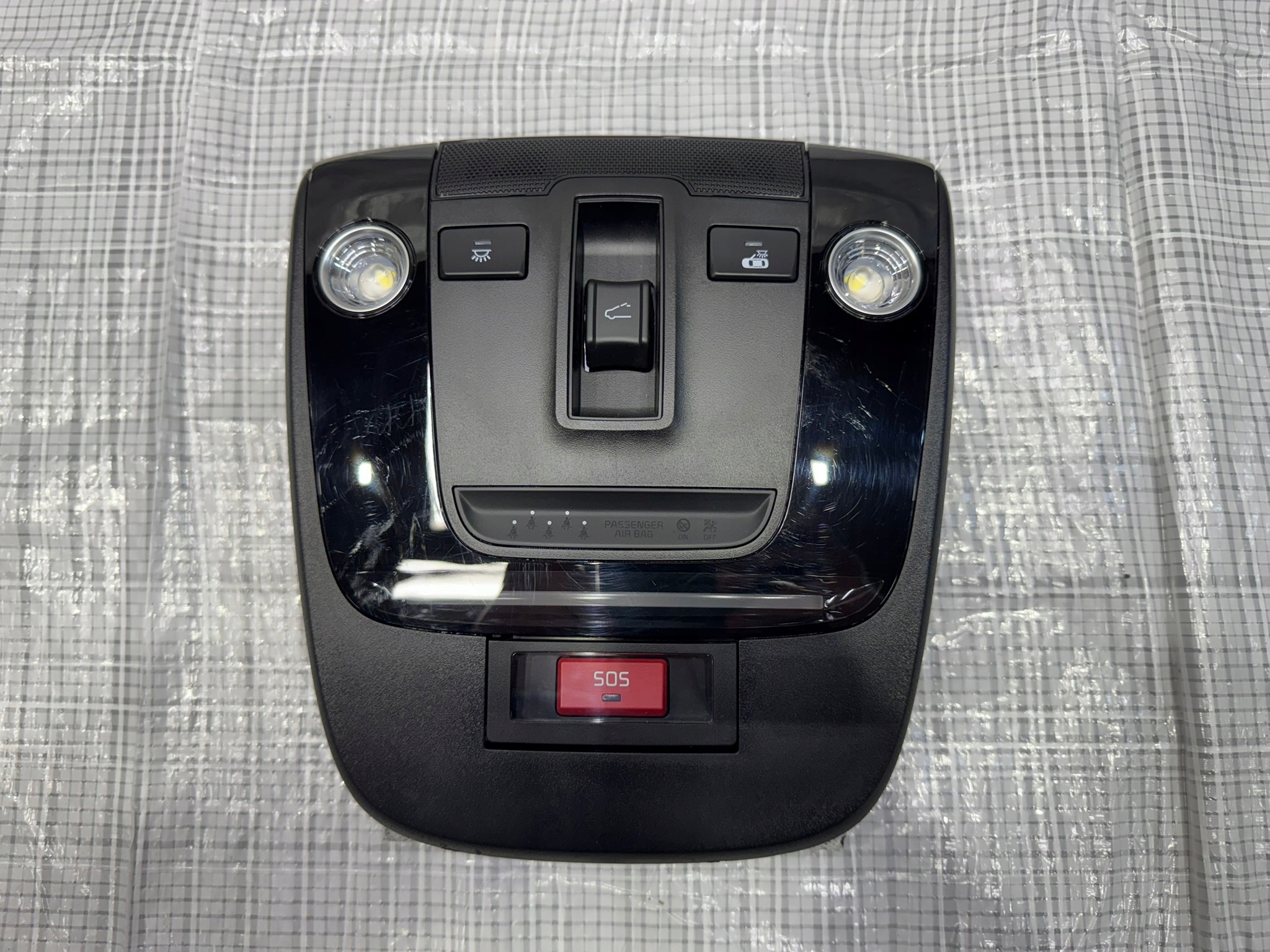 лампочка Обшивка потолка kia SORENTO IV