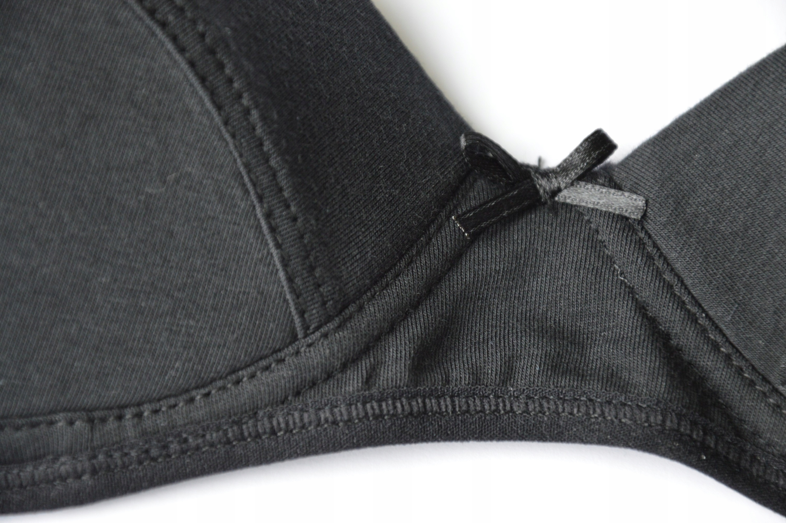 Biustonosz dla nastolatki TBC 024 KEY 65BB czarny Rozmiar 65BB