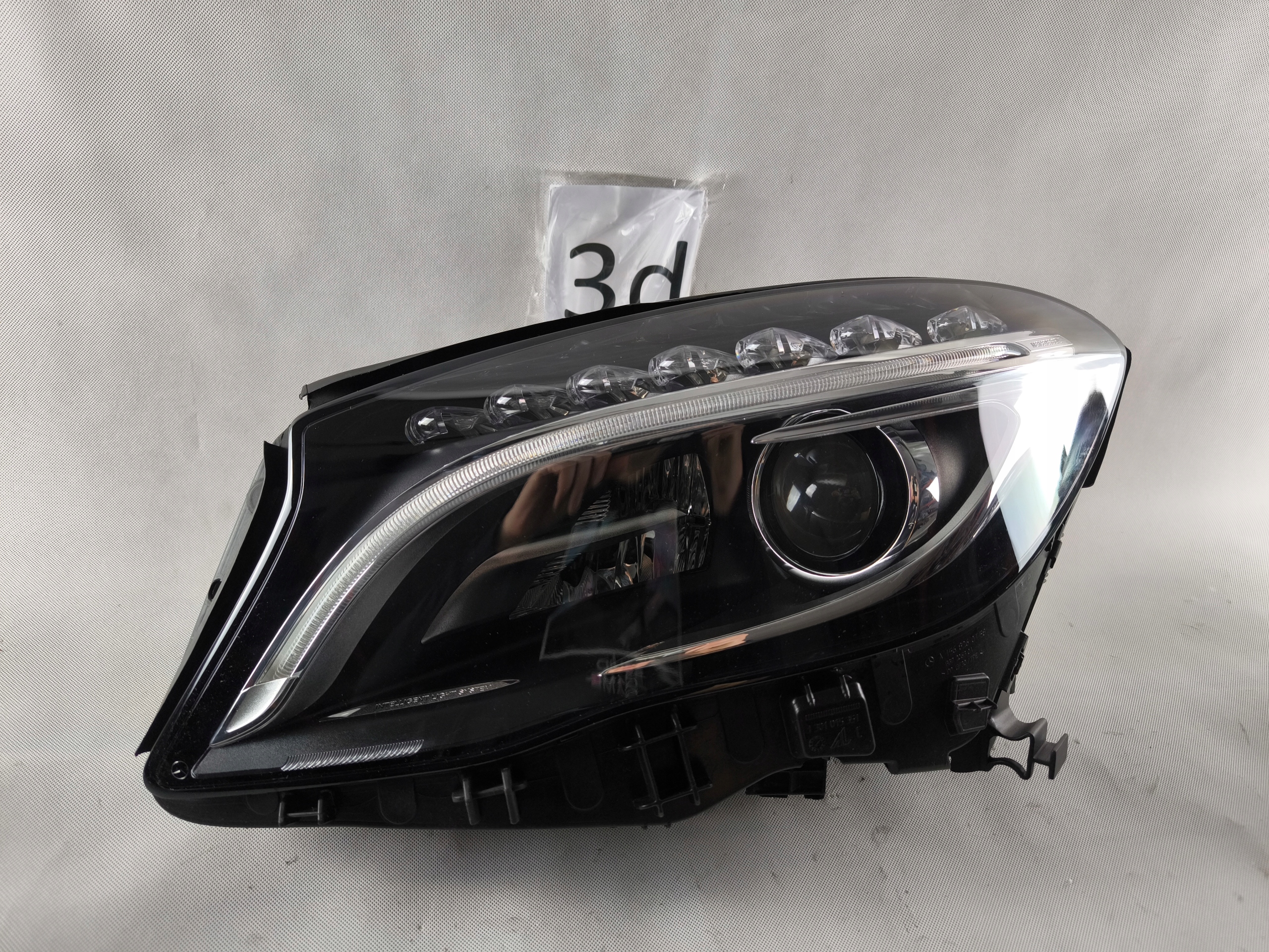 MERCEDES GLA 156 КСЕНОН ILS ЛЕВЫЙ ФАРА ФАРА A1569062300