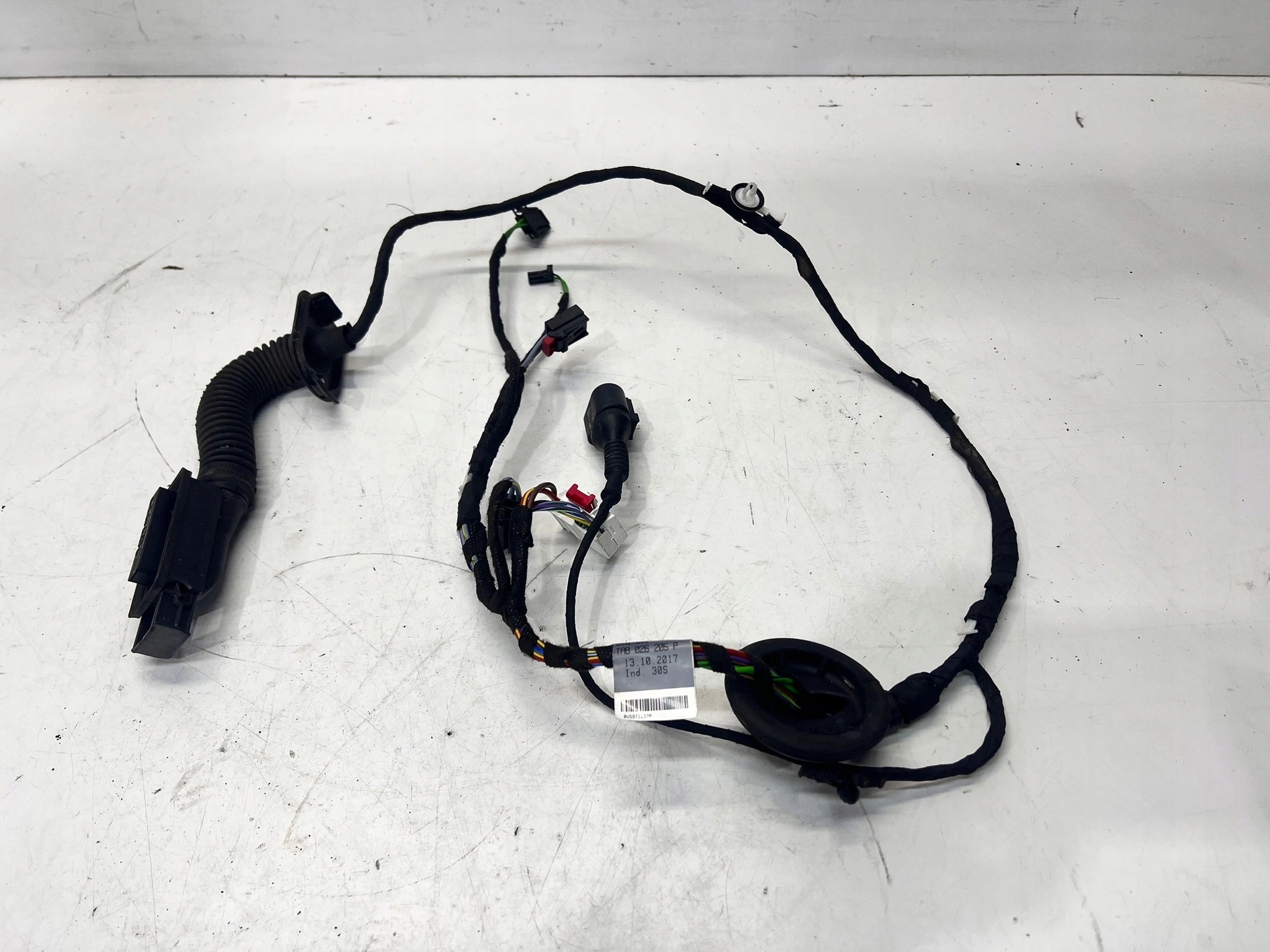 bundle door left front AUDI A3 8V sedan 8V5971687P