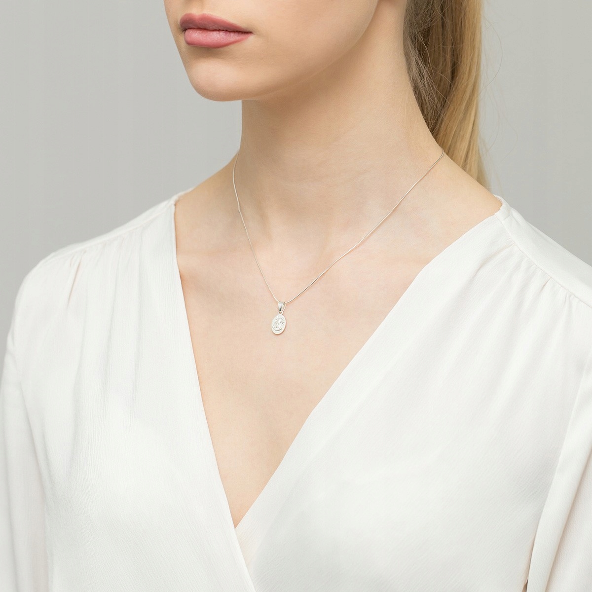 SREBRNY MEDALIK pr. 925 MATKA BOSKA SZKAPLERZNA Marka Marko