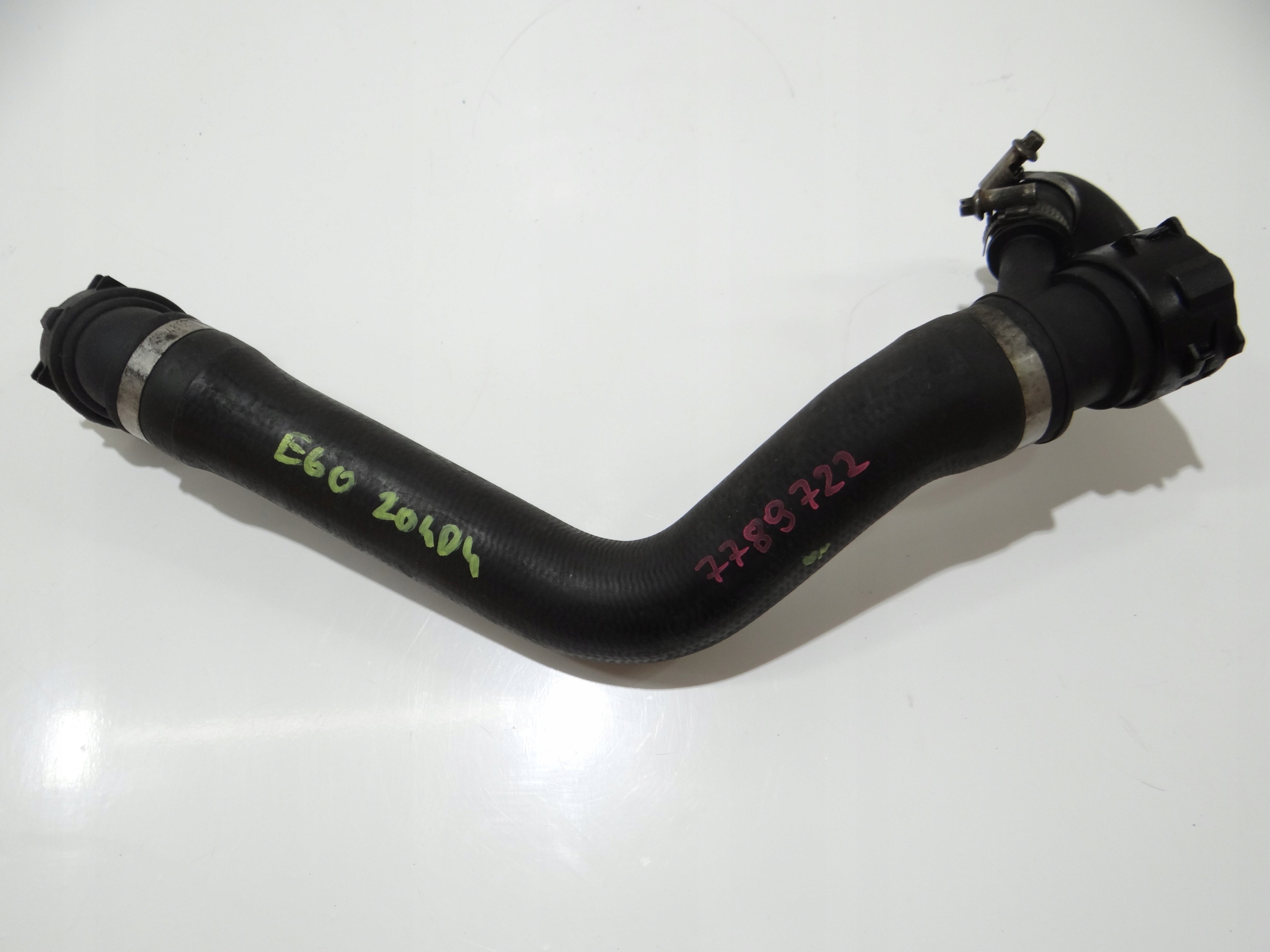 prijenos crijevo vode BMW E60 E61 204D4 7789722 (4822888)