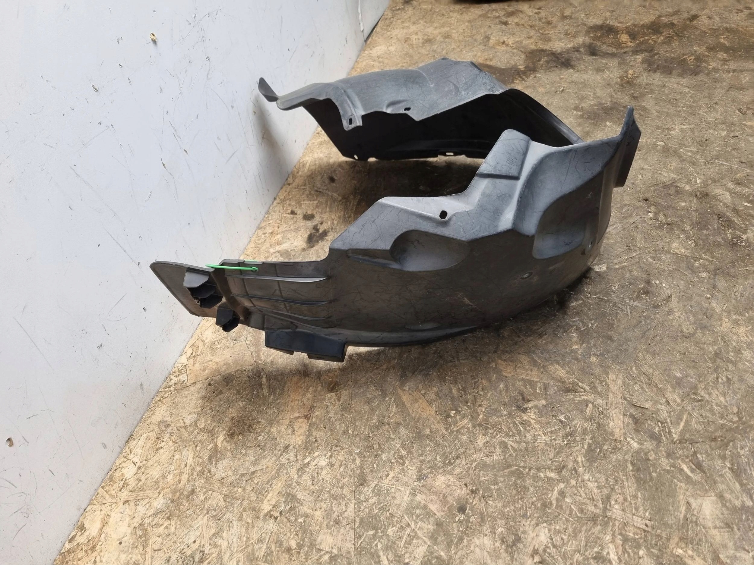 mudguard left front 1S7116115AJ FORD MONDEO MK3