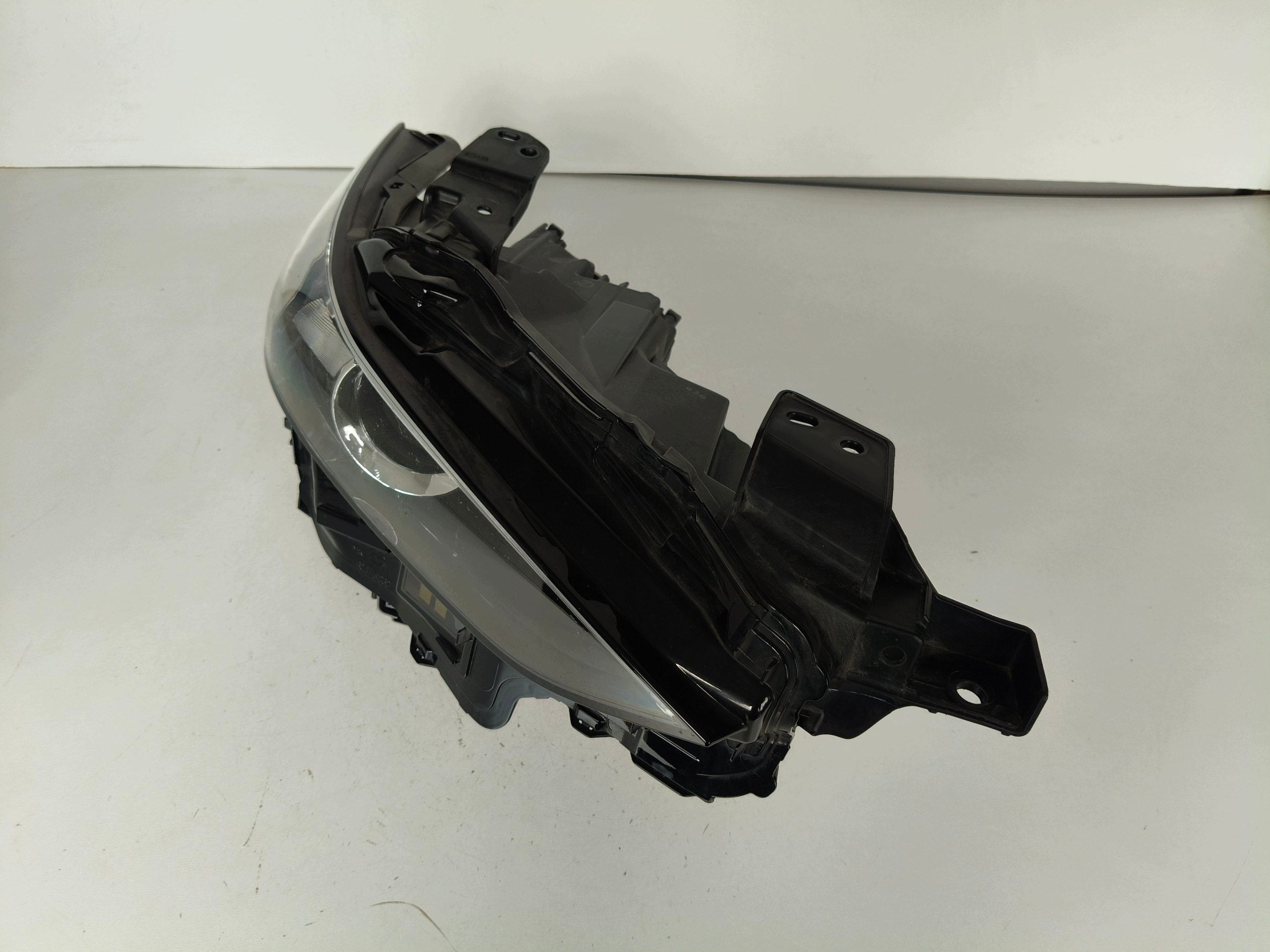 svetlo pravá REFLEKTOR MAZDA 3 19- FULL LED 8 PIN