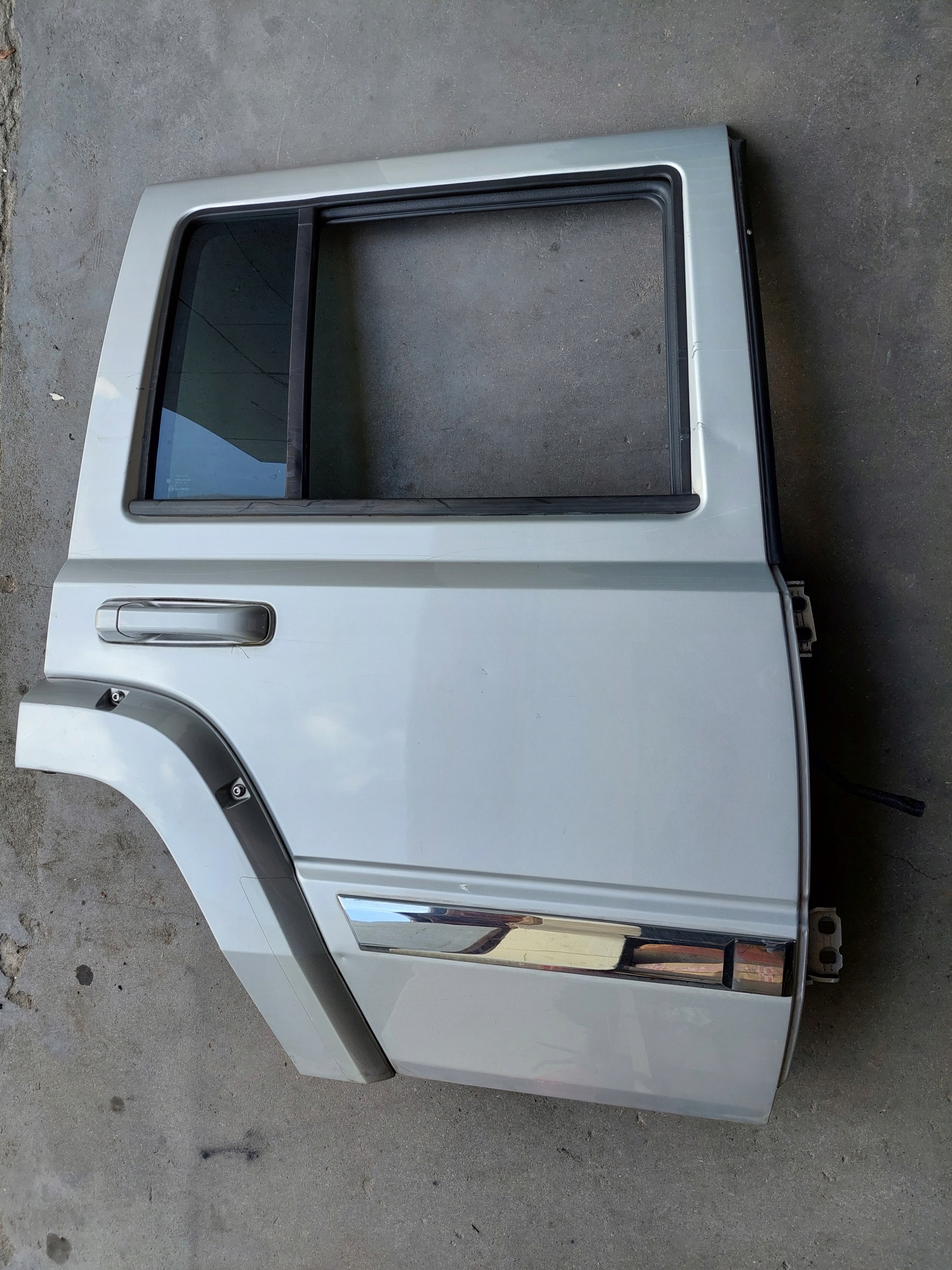 door rear part rear. right left JEEP COMMANDER