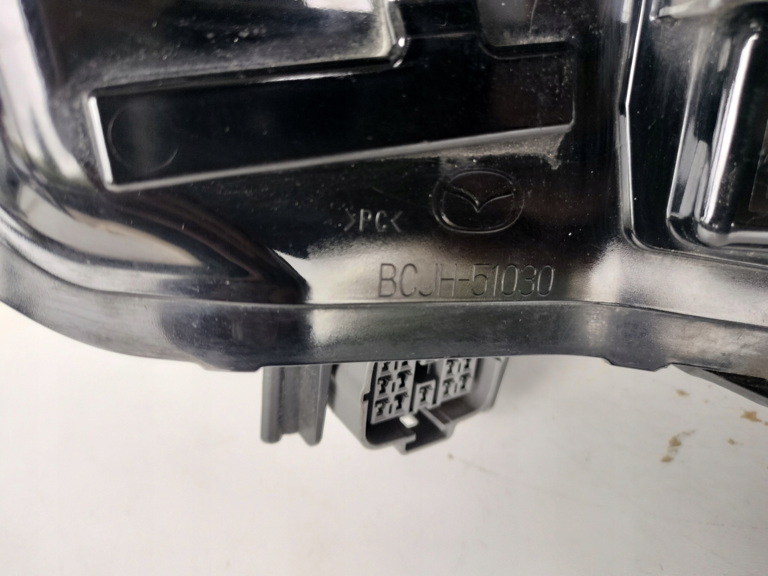 light right REFLEKTOR MAZDA 3 19- FULL LED 9 PIN