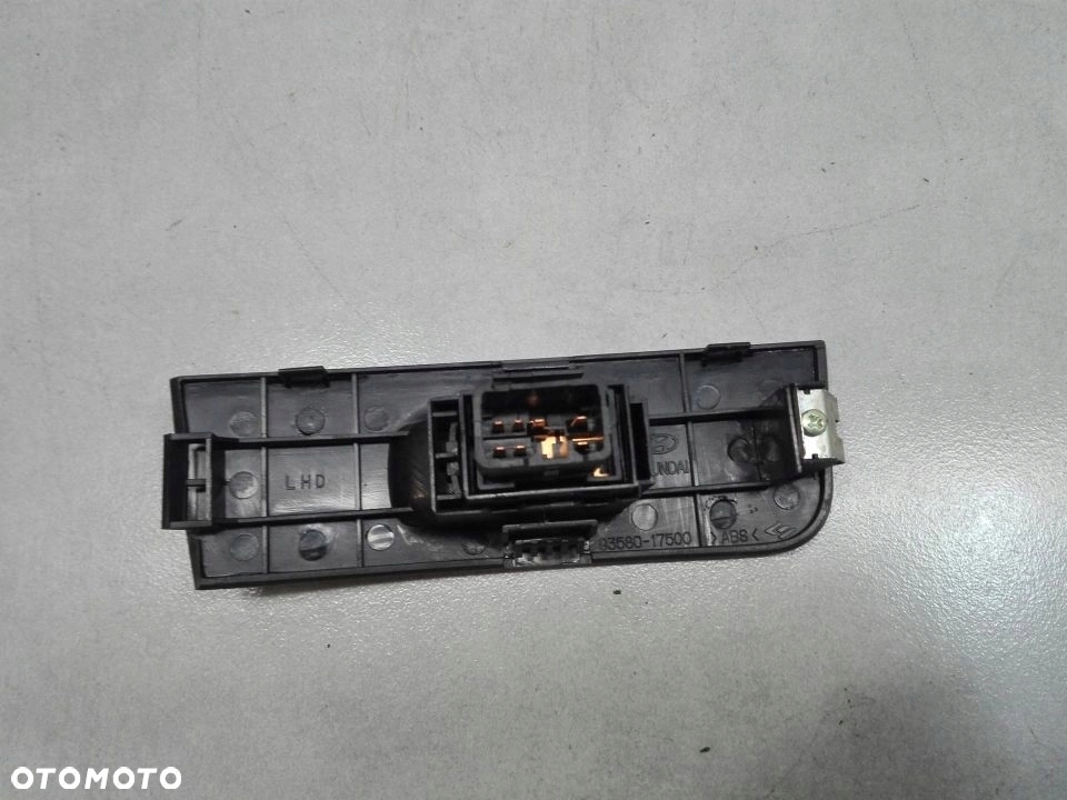 PANEL windows left rear part HYUNDAI MATRIX 93580-17500