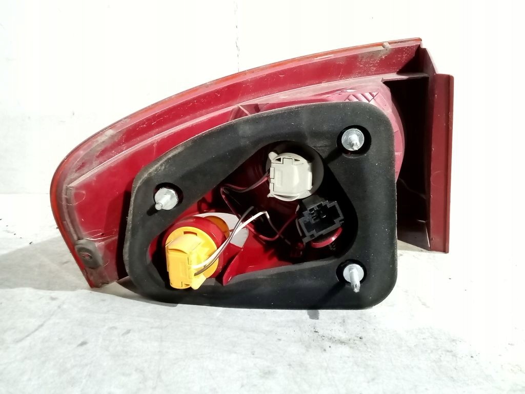 Seat Altea XL light right rear part rear 5P8945096A