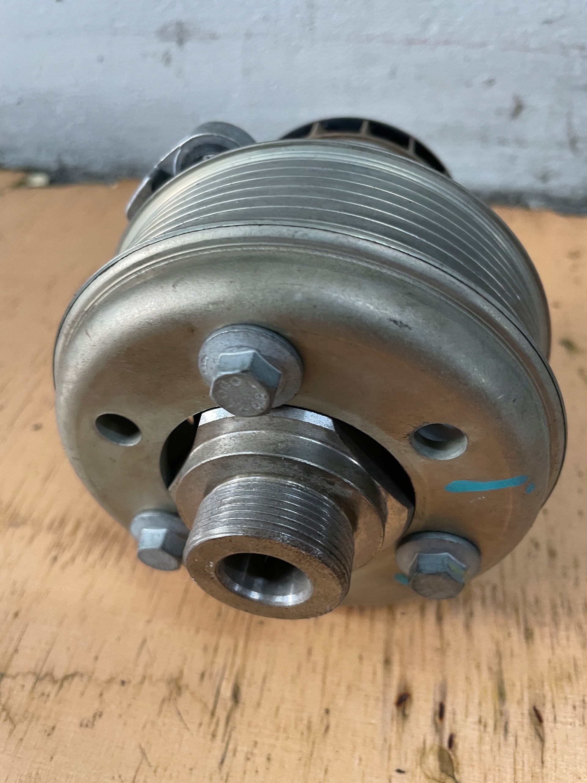 Водяний насос NISSAN NAVARA D23 2.3 DCI