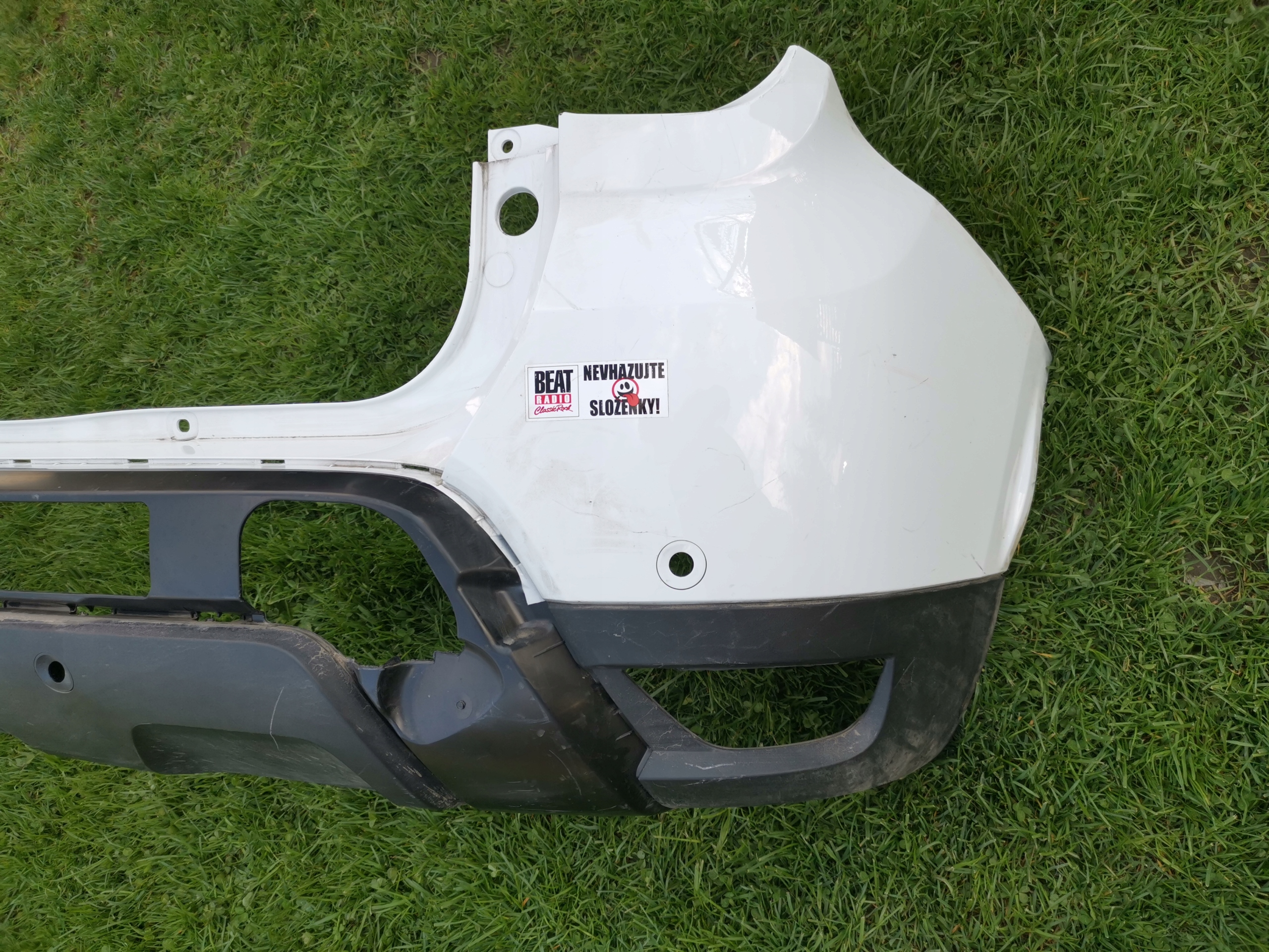 DACIA DUSTER II bumper rear part rear 850222027R pdc