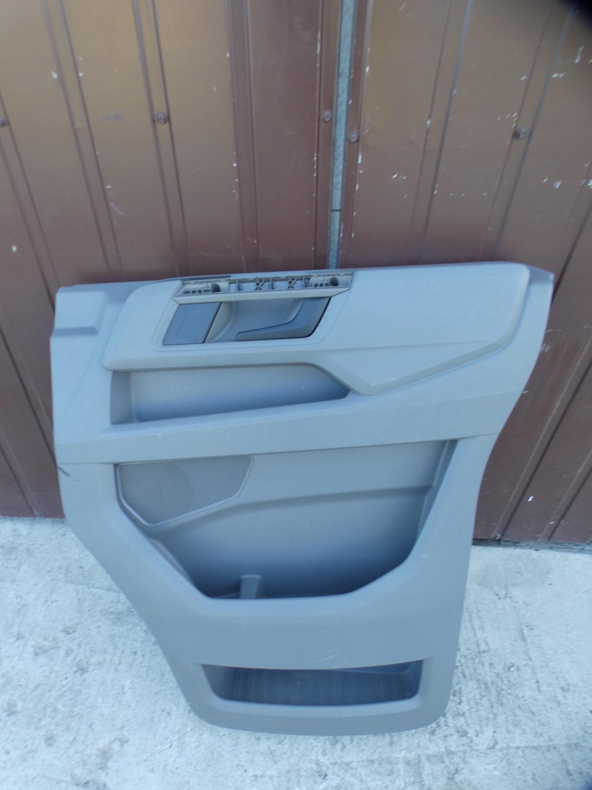 Volkswagen Crafter 2018 side / side door przednich
