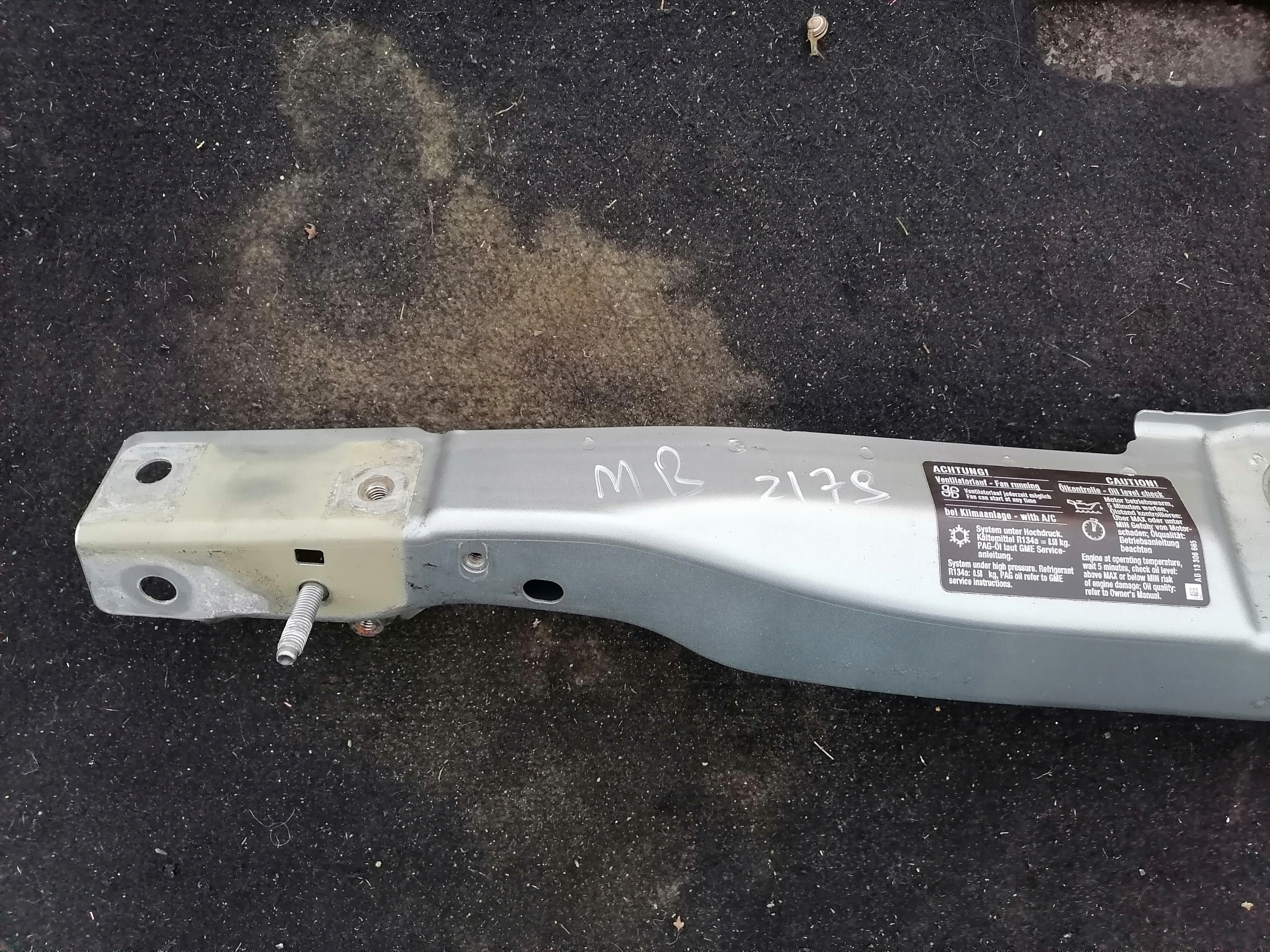 MERIVA B II čelo predné horné predok 13266113