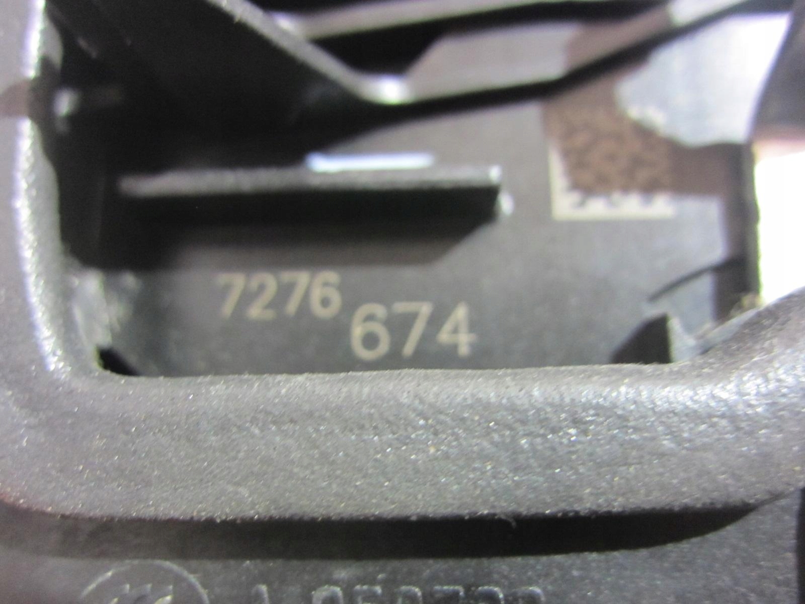 BMW X3 F25 E70 E83 lock door right rear part 7276674