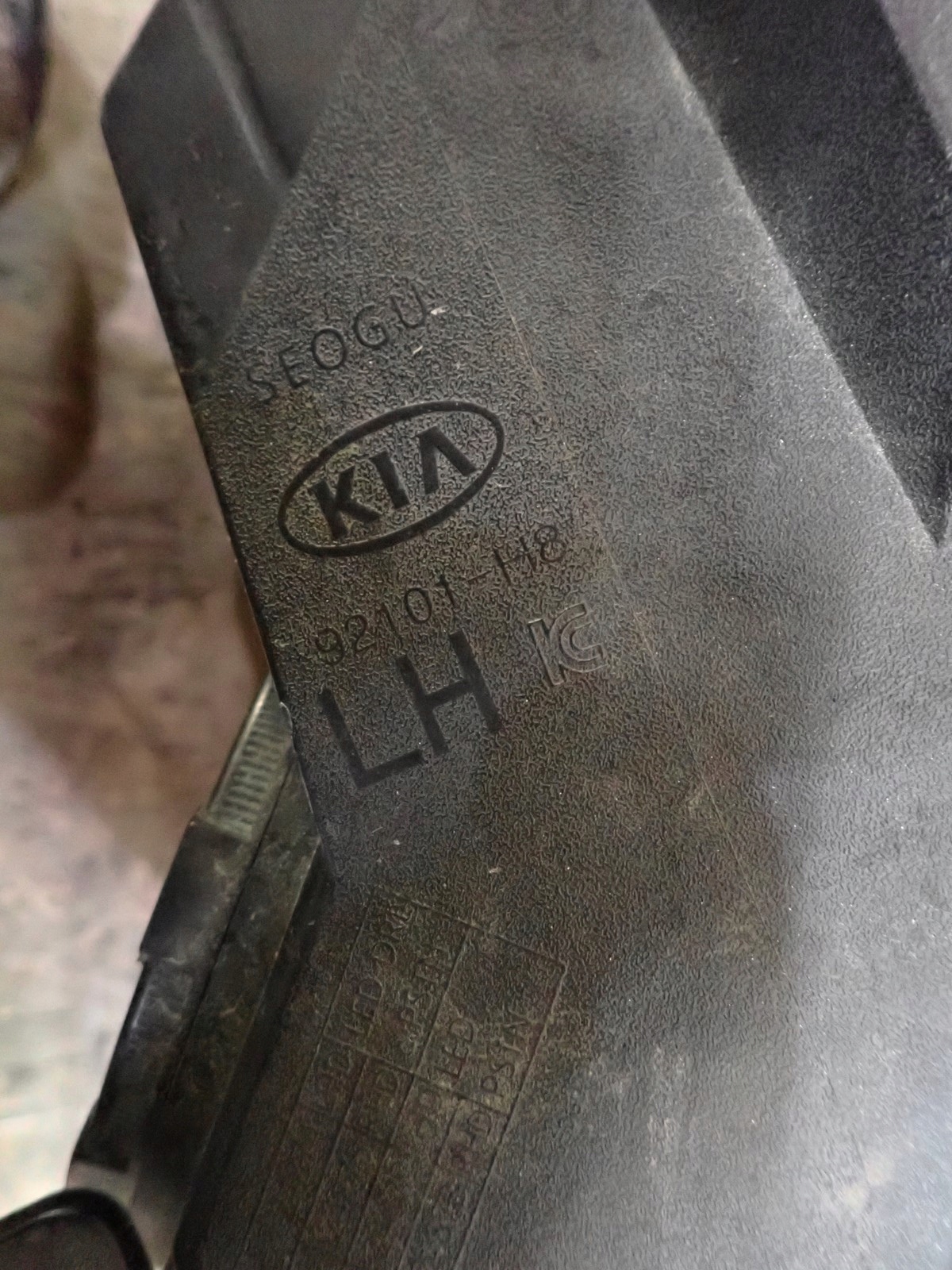 light left REFLEKTOR left LED KIA RIO 4 IV YB 2017- 92101-H8010