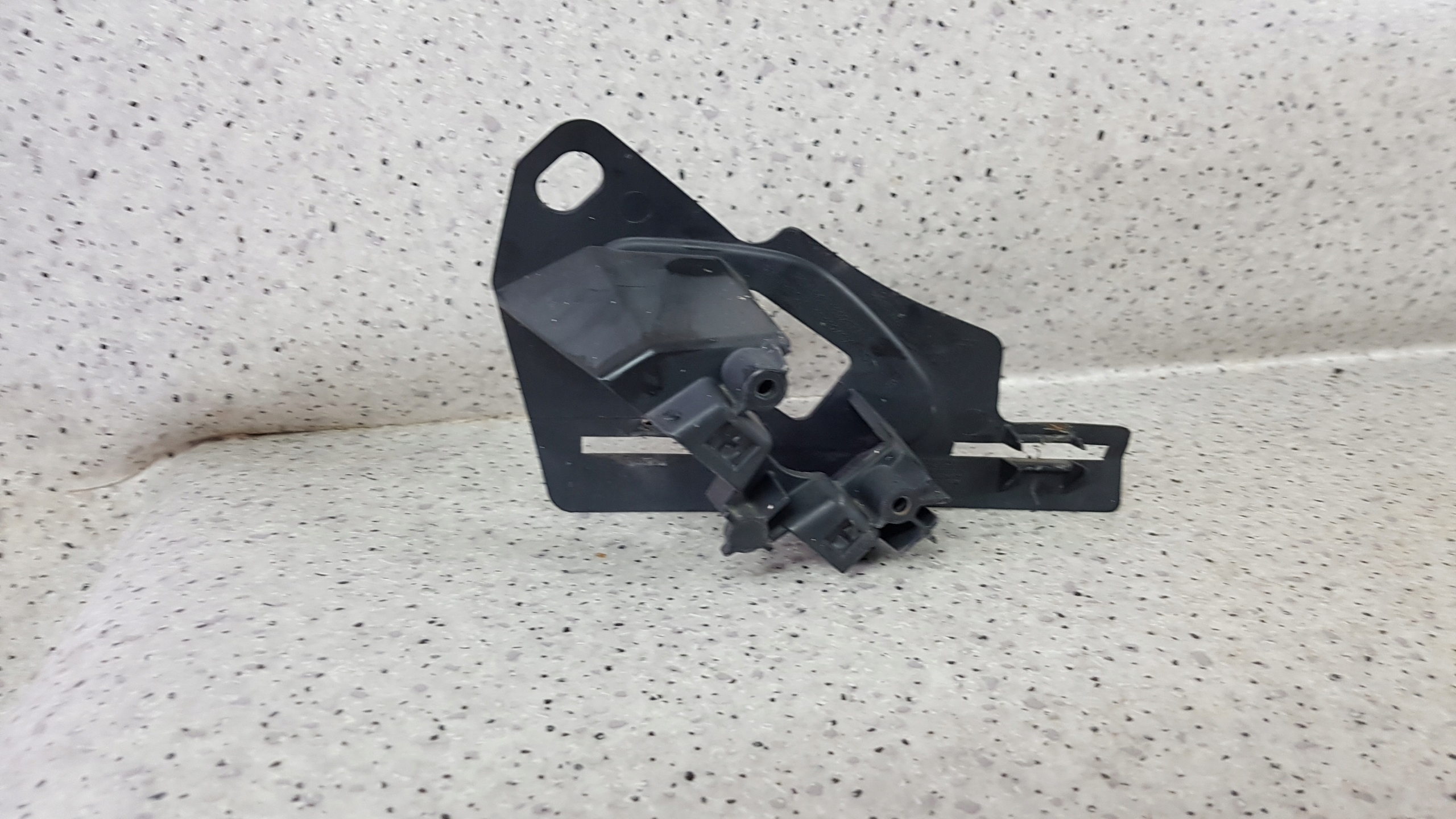 CITROEN DS5 DS 5 2011 - right holder washers REFLEKTORA 2867