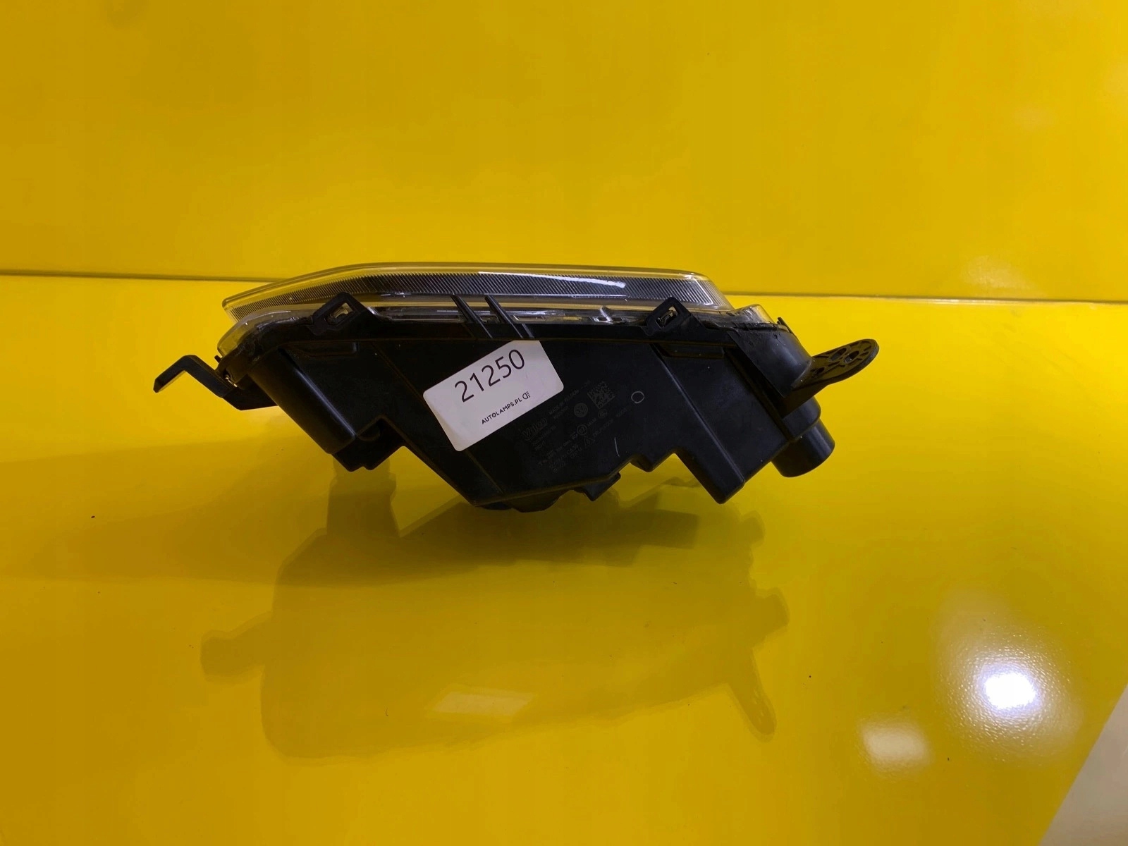 Licht rechts Nebelscheinwerfer VW Polo VI 6 2G0941662
