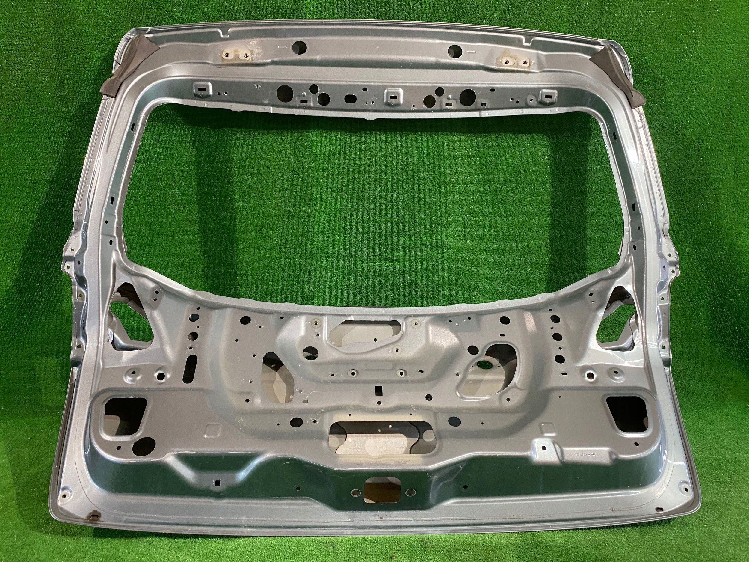 boot doors rear part boot SUBARU OUTBACK IV 09