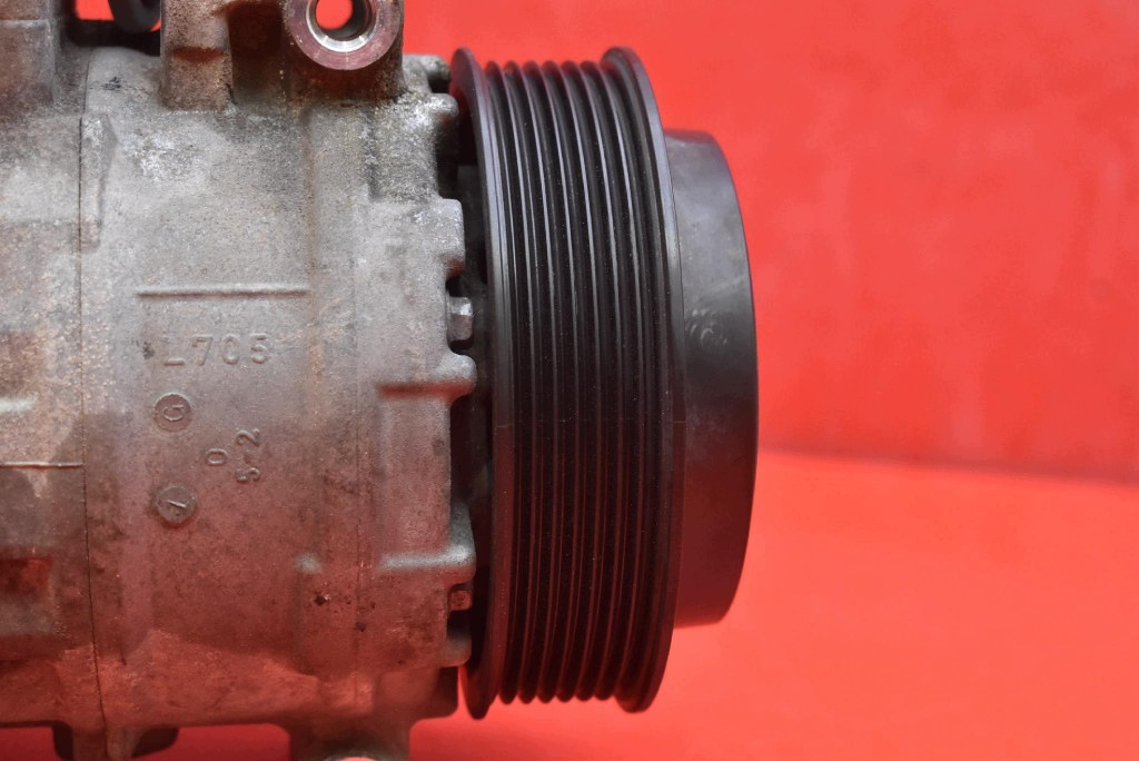 compressor pump of the air conditioning 94812601103 PORSCHE PANAMERA 970 4.8 V8 400 KM