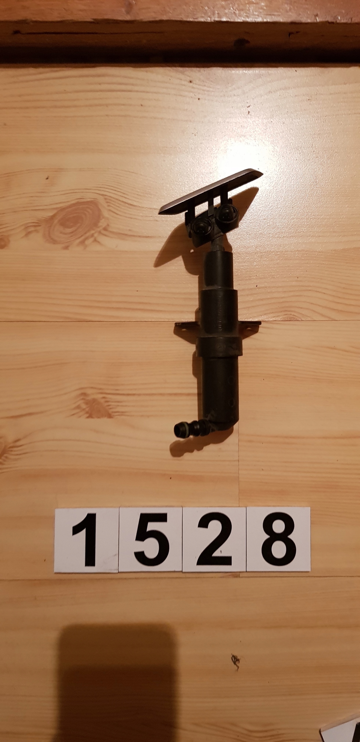 ОМИВАЧ SKODA OCTAVIA II 1Z0955965A ЛІВИЙ