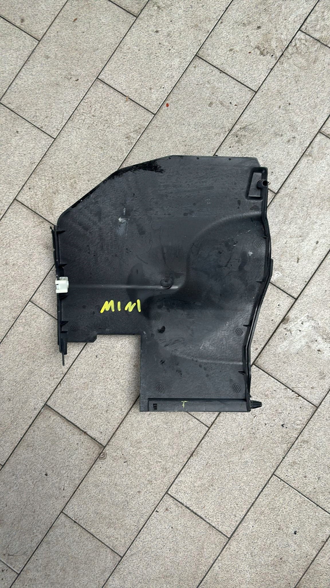 OSŁONA TERMICZNA MINI ONE F56 7320093