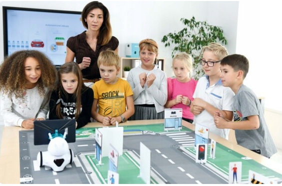 Photon Robot : Labolatorium Przyszłości zestaw PRO Rodzaj do programowania i kodowania