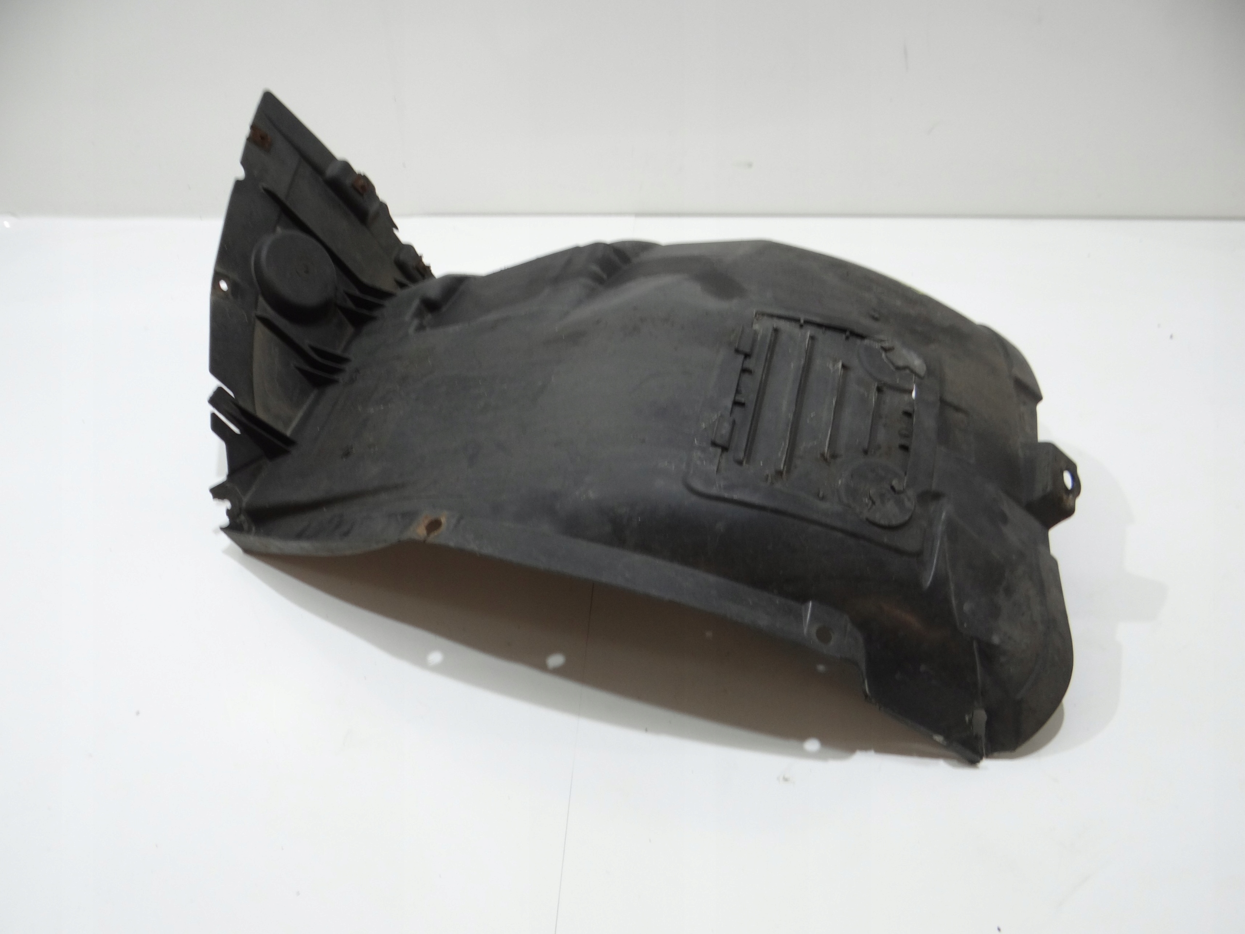 mudguard left front BMW E90 LCI M PAKIET 7903909 (17245654)