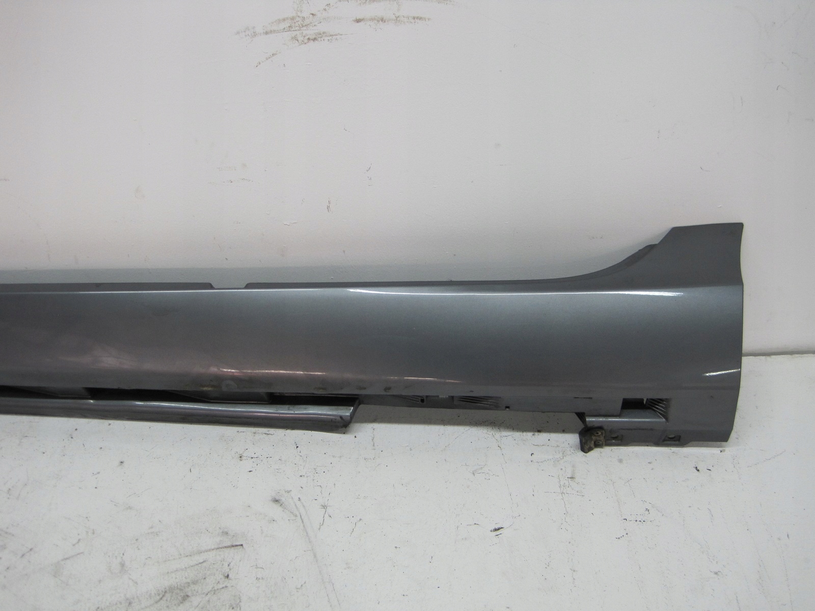 cap moulding threshold VOLVO V40 II left