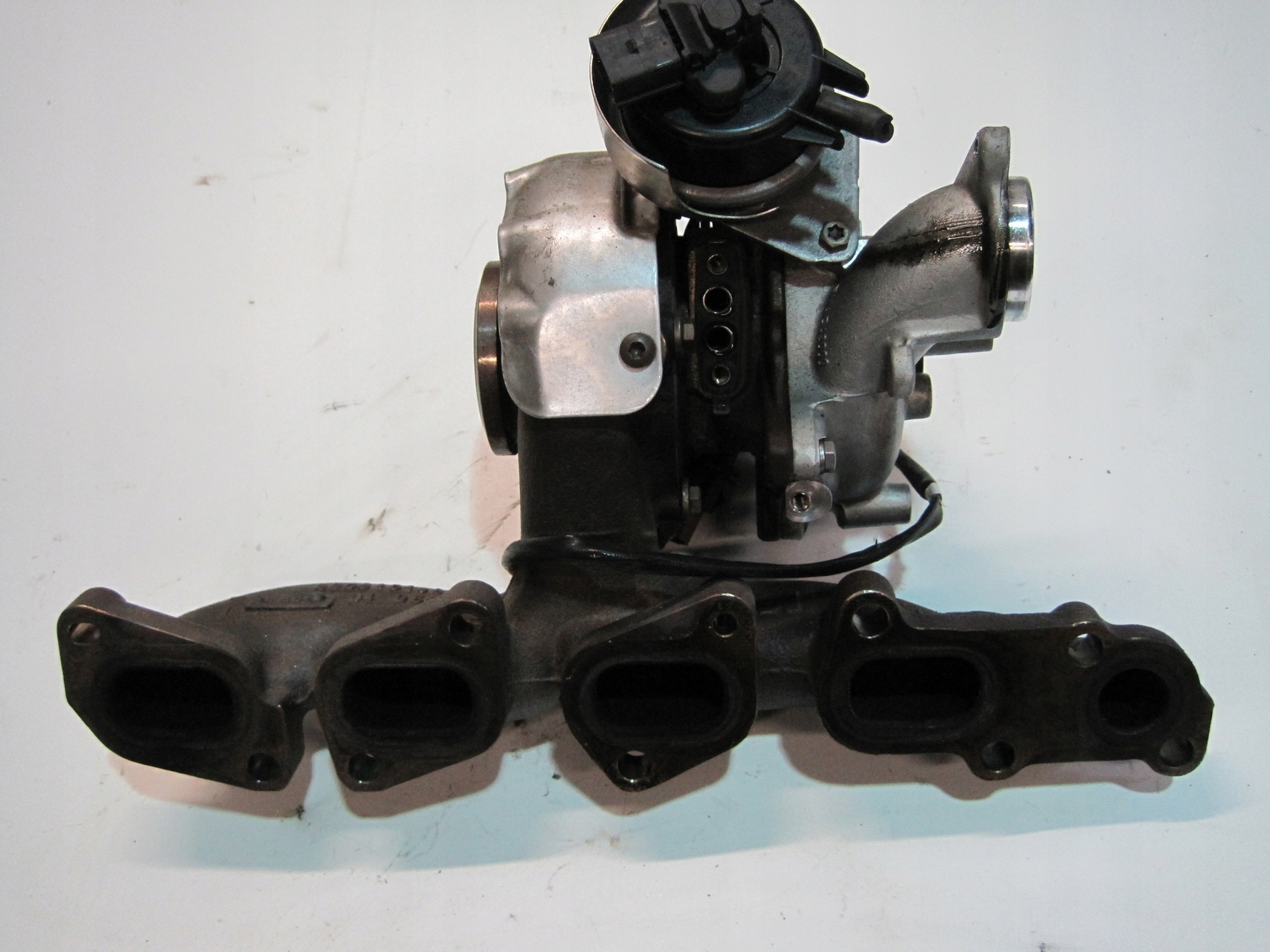 turbo AUDI A4 8W0 2,0TDI 04L253124