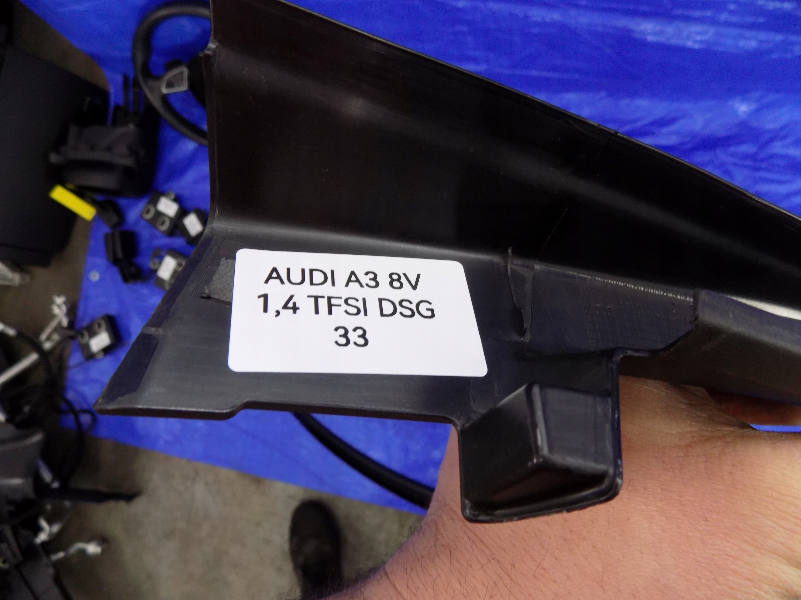 frame inner door right front AUDI A3 8V