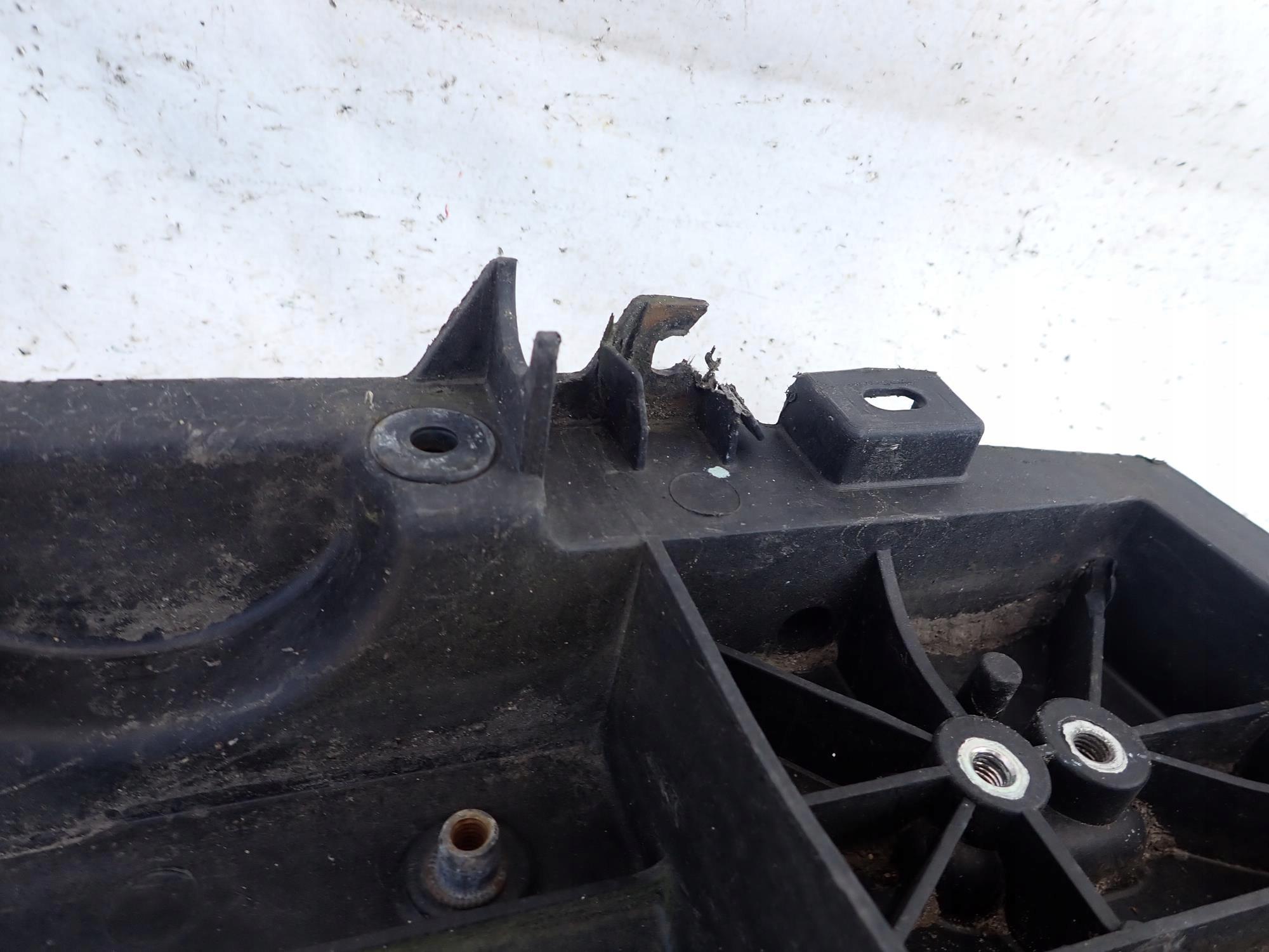 HYUNDAI I10 and 1 07-13 support panel for radiators pillar