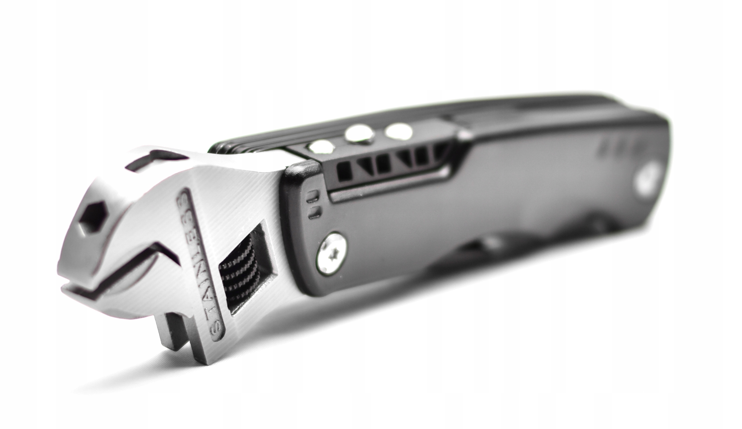 

Multitool Nóż Scyzoryk Klucz Francuski Szczypce