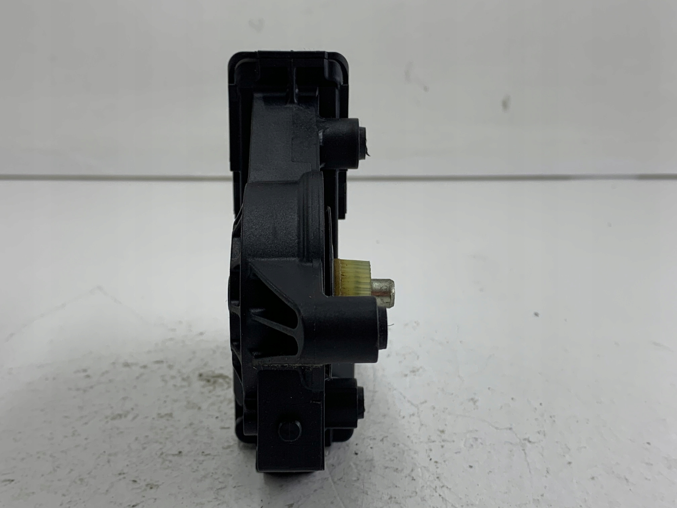 VW PASSAT B5 mini motor windows right rear part 3B9839752CA