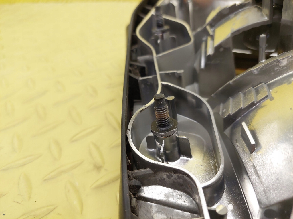 SAAB 95 LIFT sedan light bonnet right rear part