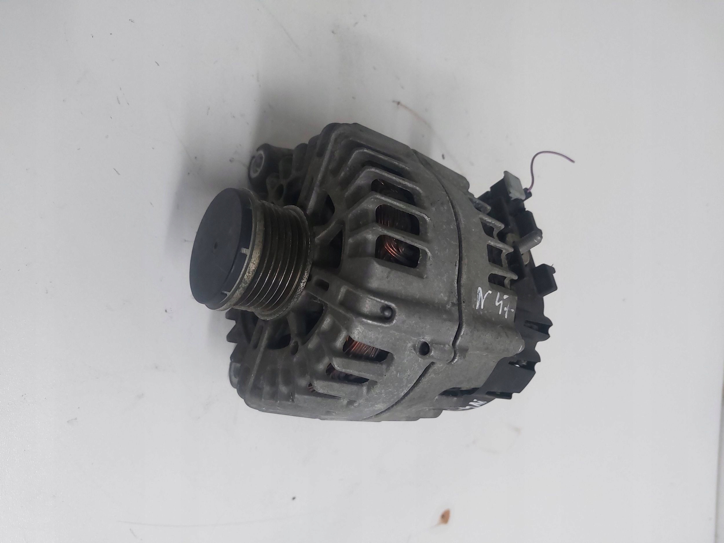 BMW E90 E91 E92 E93 X1 E84 X3 F25 alternator 8507623